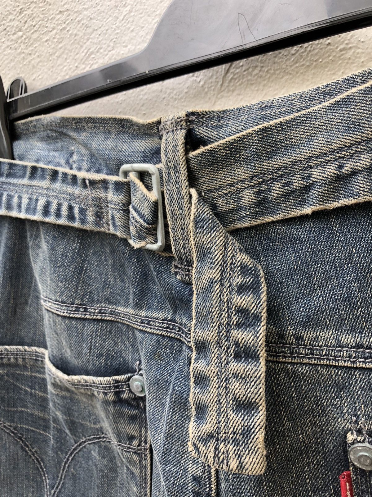 Levi's Vintage Levi’s Engineered Jeans Buckle Back Baggy Denim Size US 32 / EU 48 - 18 Thumbnail