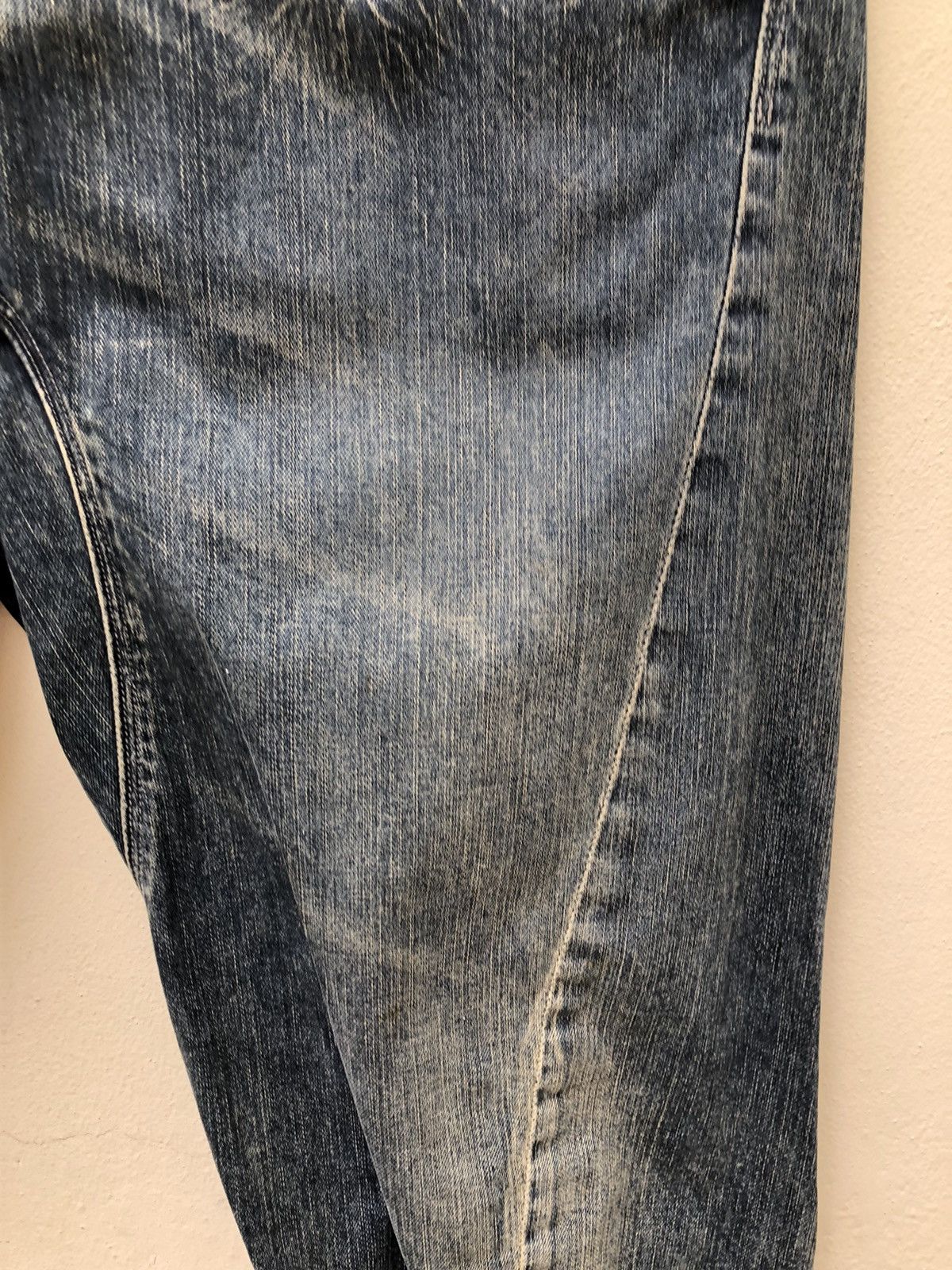 Levi's Vintage Levi’s Engineered Jeans Buckle Back Baggy Denim Size US 32 / EU 48 - 11 Thumbnail
