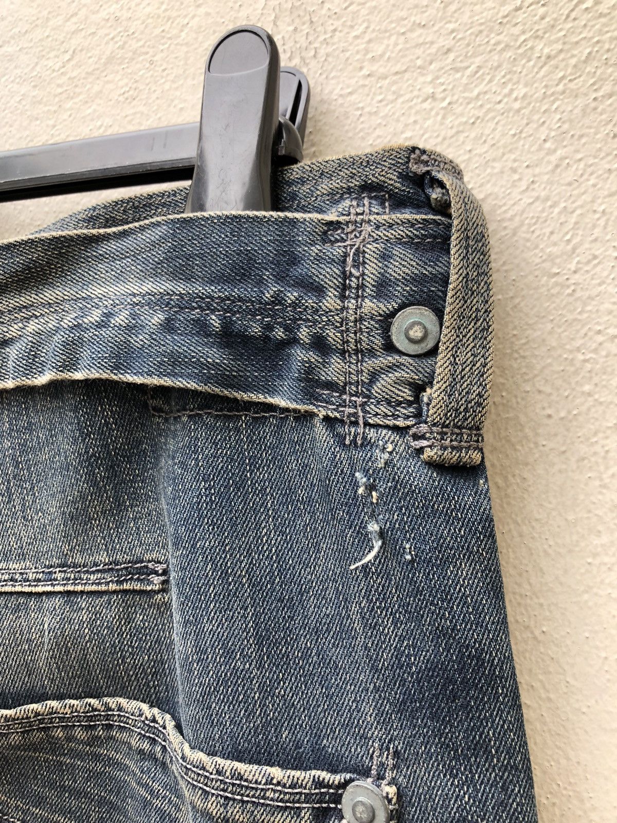 Levi's Vintage Levi’s Engineered Jeans Buckle Back Baggy Denim Size US 32 / EU 48 - 17 Thumbnail