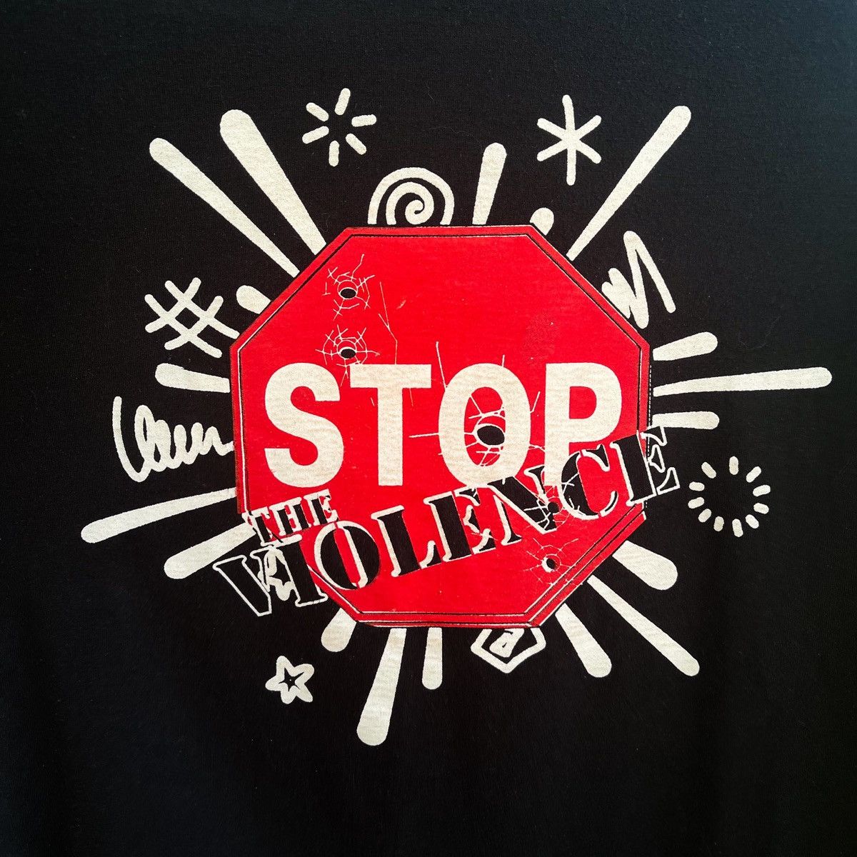 Vintage Vintage 90s Stop The Violence 🛑 Gunshots Tee Size US L / EU 52-54 / 3 - 3 Thumbnail