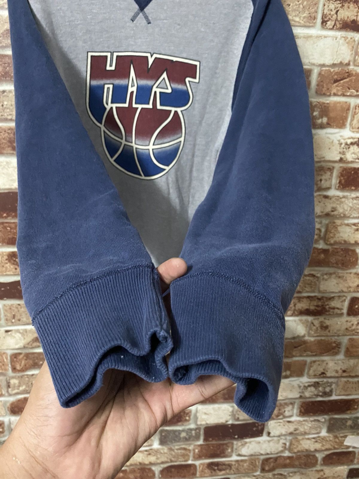 Hysteric Glamour 🔥VINTAGE HYSTERIC BASKETBALL SWEATER Size US M / EU 48-50 / 2 - 6 Thumbnail