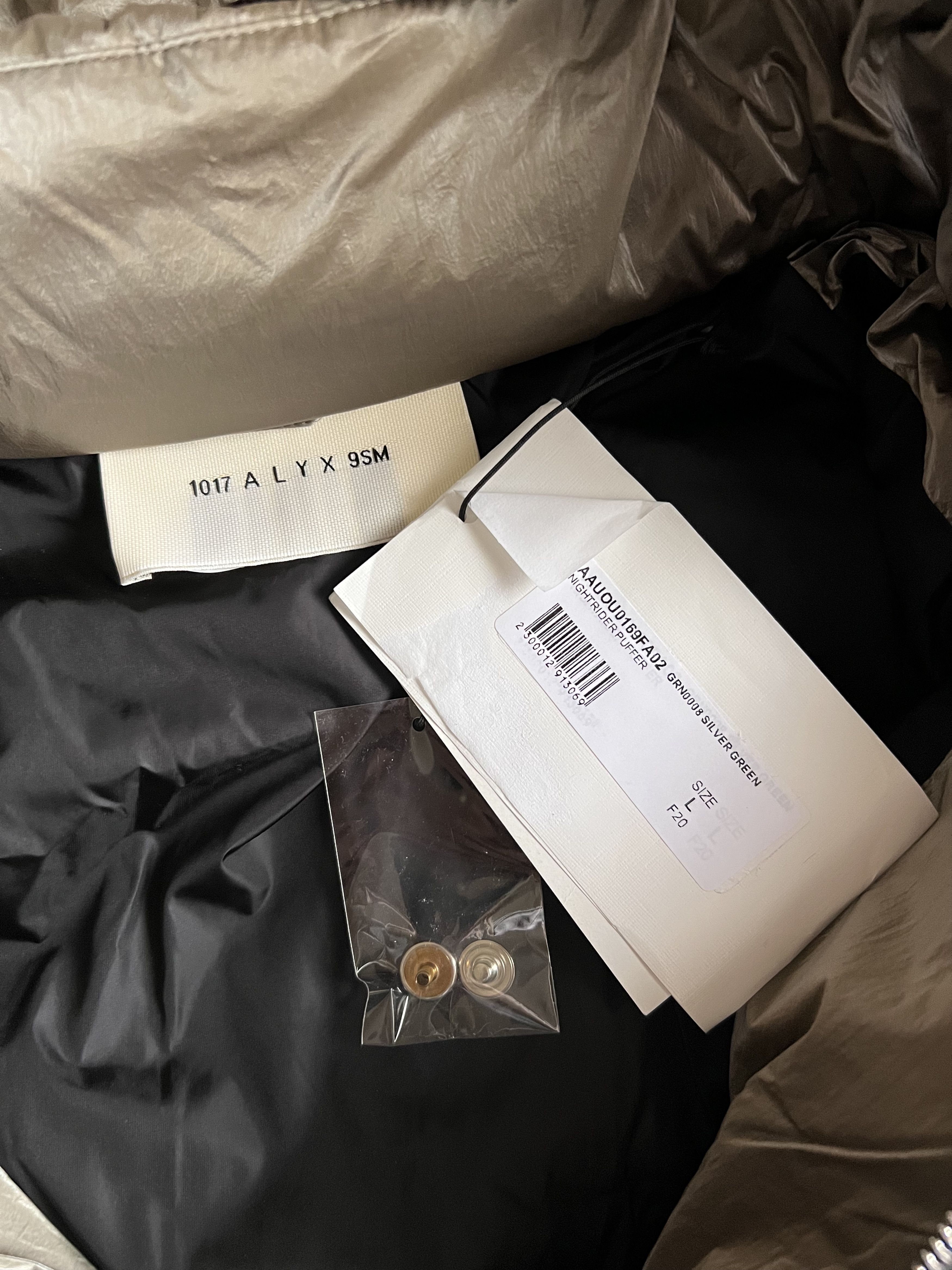 1017 ALYX 9SM × Alyx 1017 Alyx 9SM Nightrider Hooded Iridescent Puffer Jacket Size US L / EU 52-54 / 3 - 9 Thumbnail