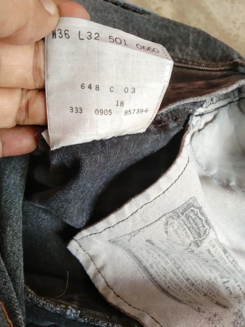 Levi's × Vintage Vintage Levis 501 Black Distressed Jeans 34x30.5 Size US 34 / EU 50 - 10 Thumbnail