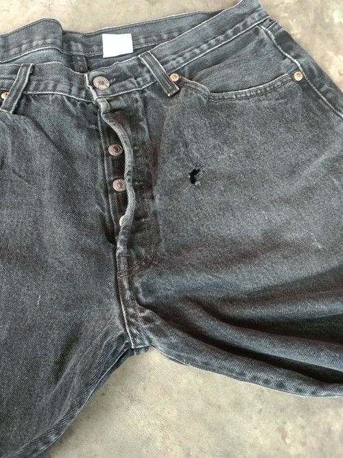 Levi's × Vintage Vintage Levis 501 Black Distressed Jeans 34x30.5 Size US 34 / EU 50 - 8 Thumbnail