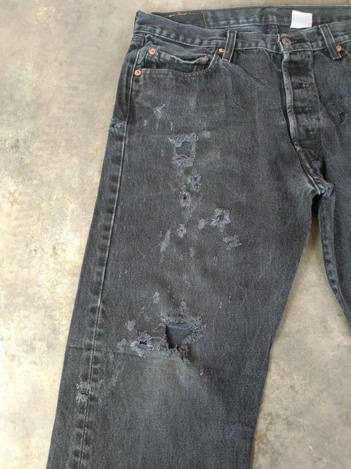 Levi's × Vintage Vintage Levis 501 Black Distressed Jeans 34x30.5 Size US 34 / EU 50 - 6 Thumbnail