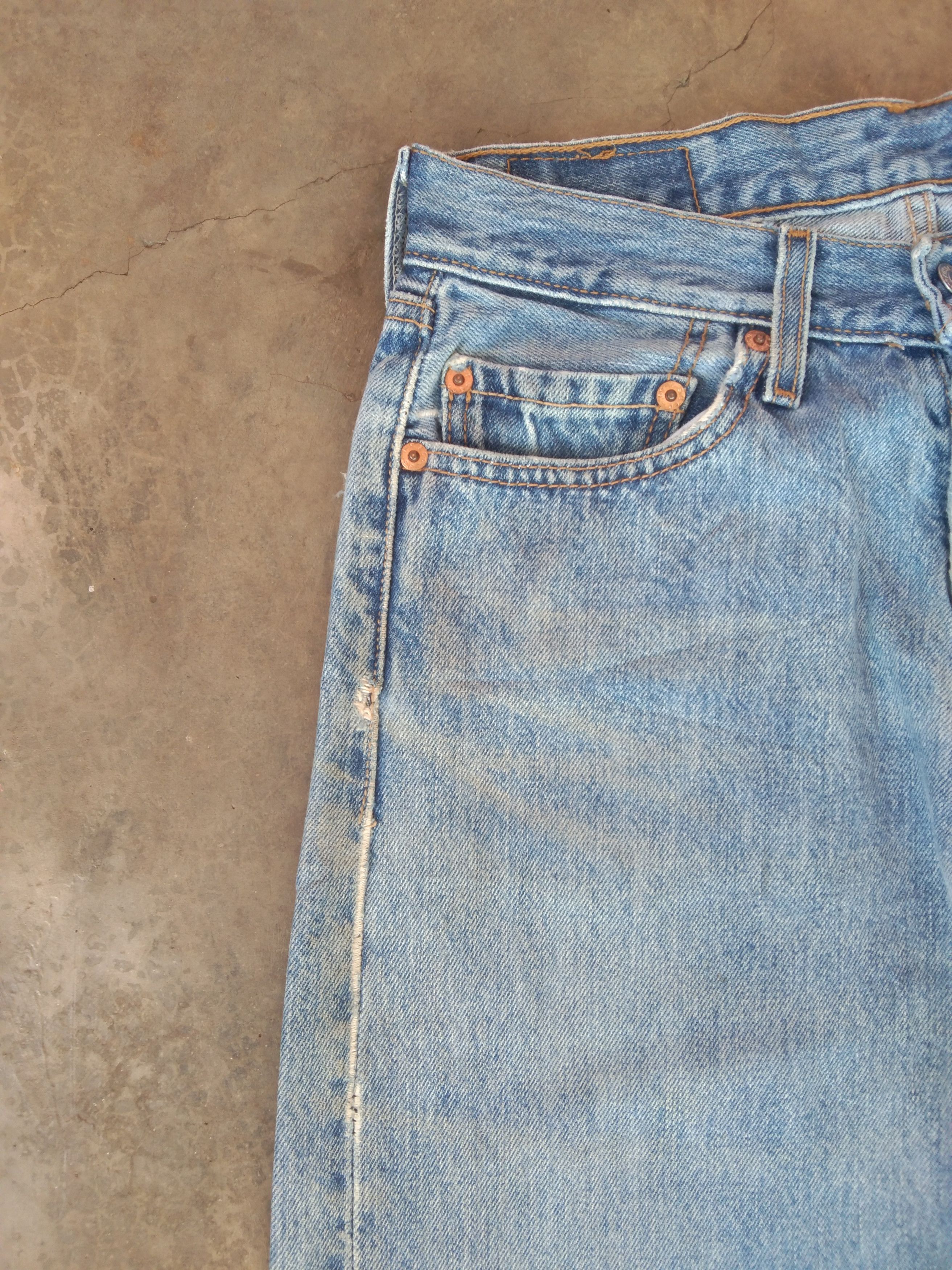 Levi's × Vintage Vintage Levis 501 Light Wash Distressed Jeans 27x31 Size US 27 - 10 Thumbnail