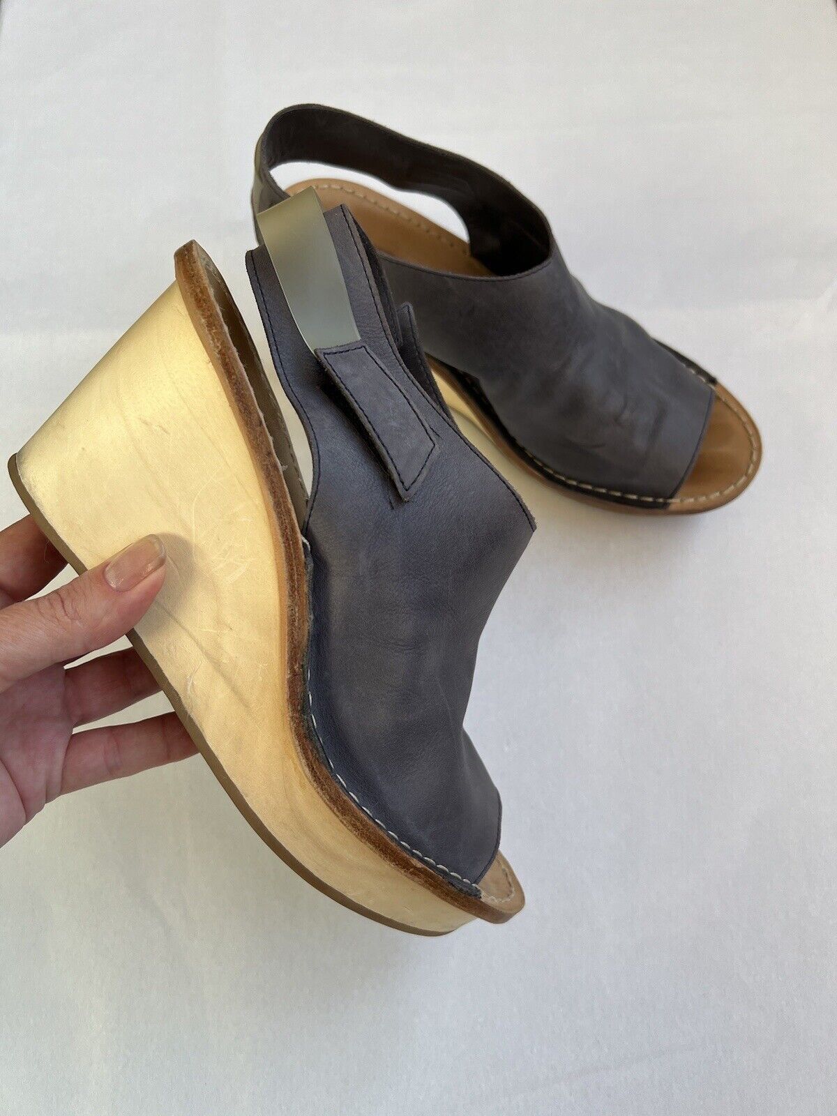 Marithe + Francois Girbaud Marithe Francois Girbaud Sandals Leather Gray Size 38 Size US 8 / IT 38 - 20 Thumbnail