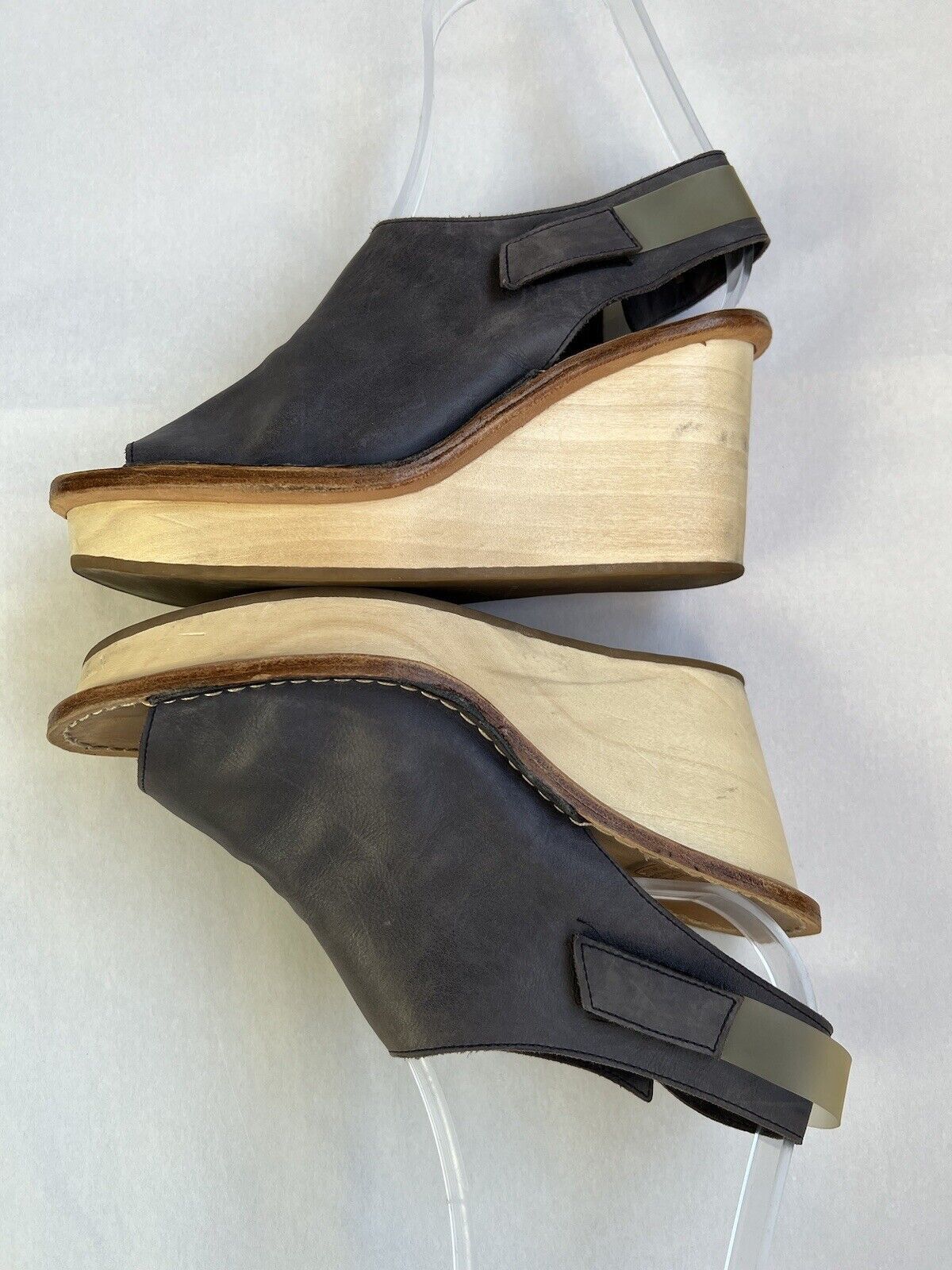 Marithe + Francois Girbaud Marithe Francois Girbaud Sandals Leather Gray Size 38 Size US 8 / IT 38 - 9 Thumbnail