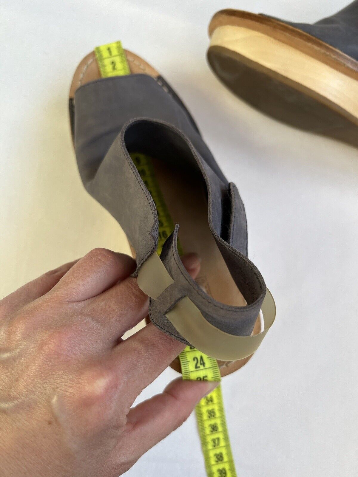 Marithe + Francois Girbaud Marithe Francois Girbaud Sandals Leather Gray Size 38 Size US 8 / IT 38 - 16 Thumbnail
