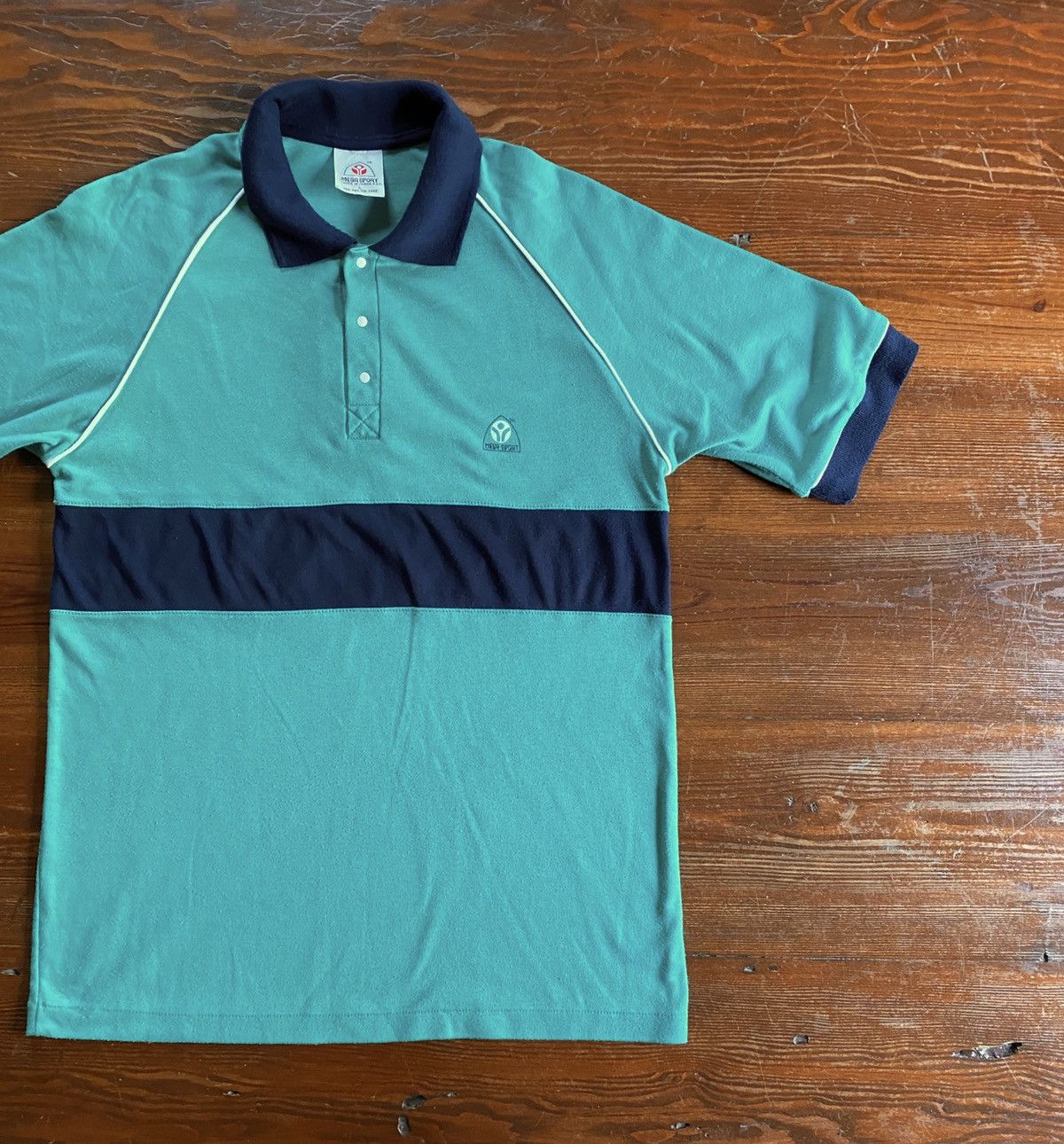 Vintage Vintage 80’s Mega Sport Raglan Snap Button Polo Size US M / EU 48-50 / 2 - 1 Thumbnail