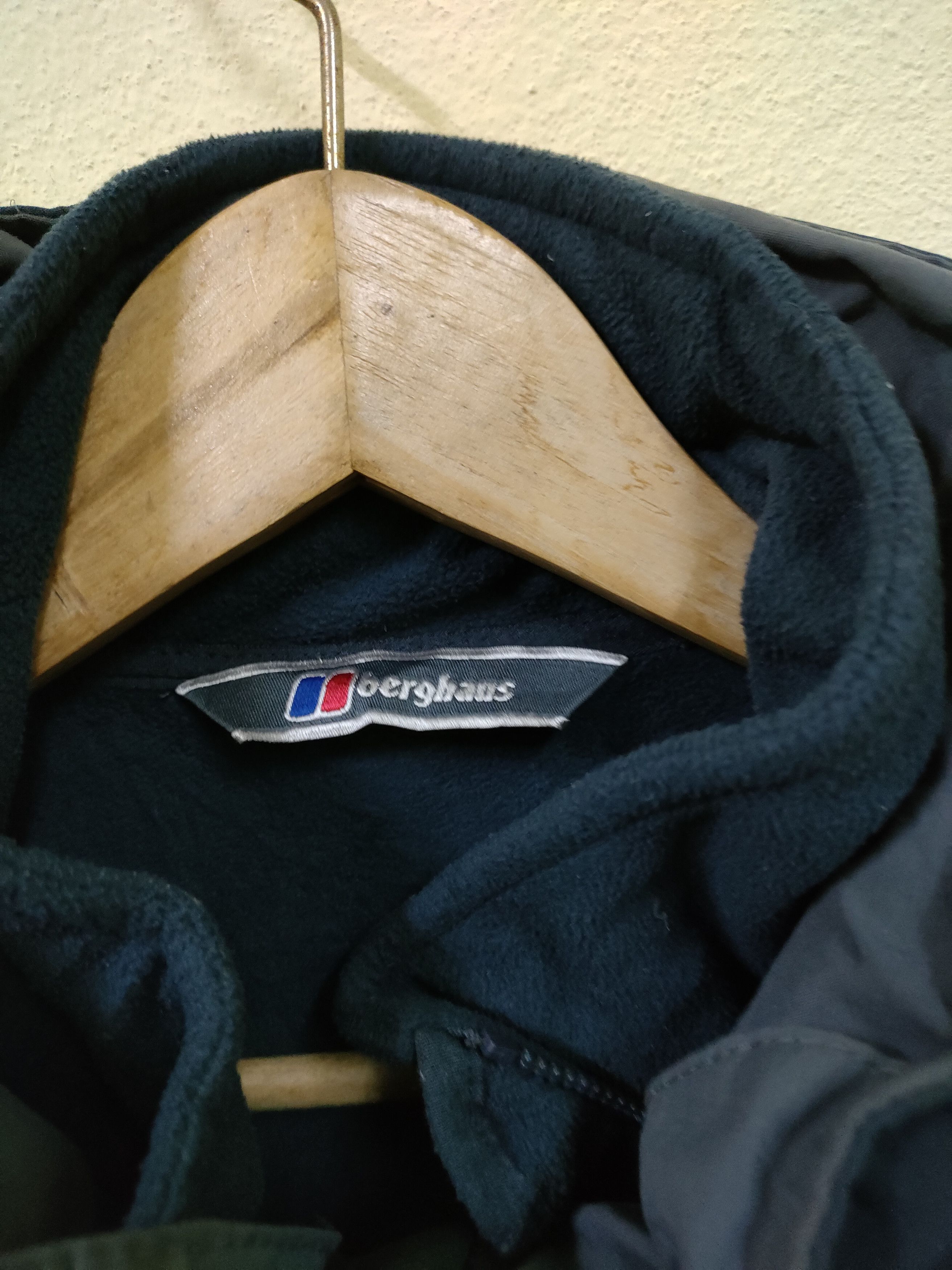 Berghaus × Goretex Berghaus Goretex Survivor Jacket Size US L / EU 52-54 / 3 - 5 Thumbnail