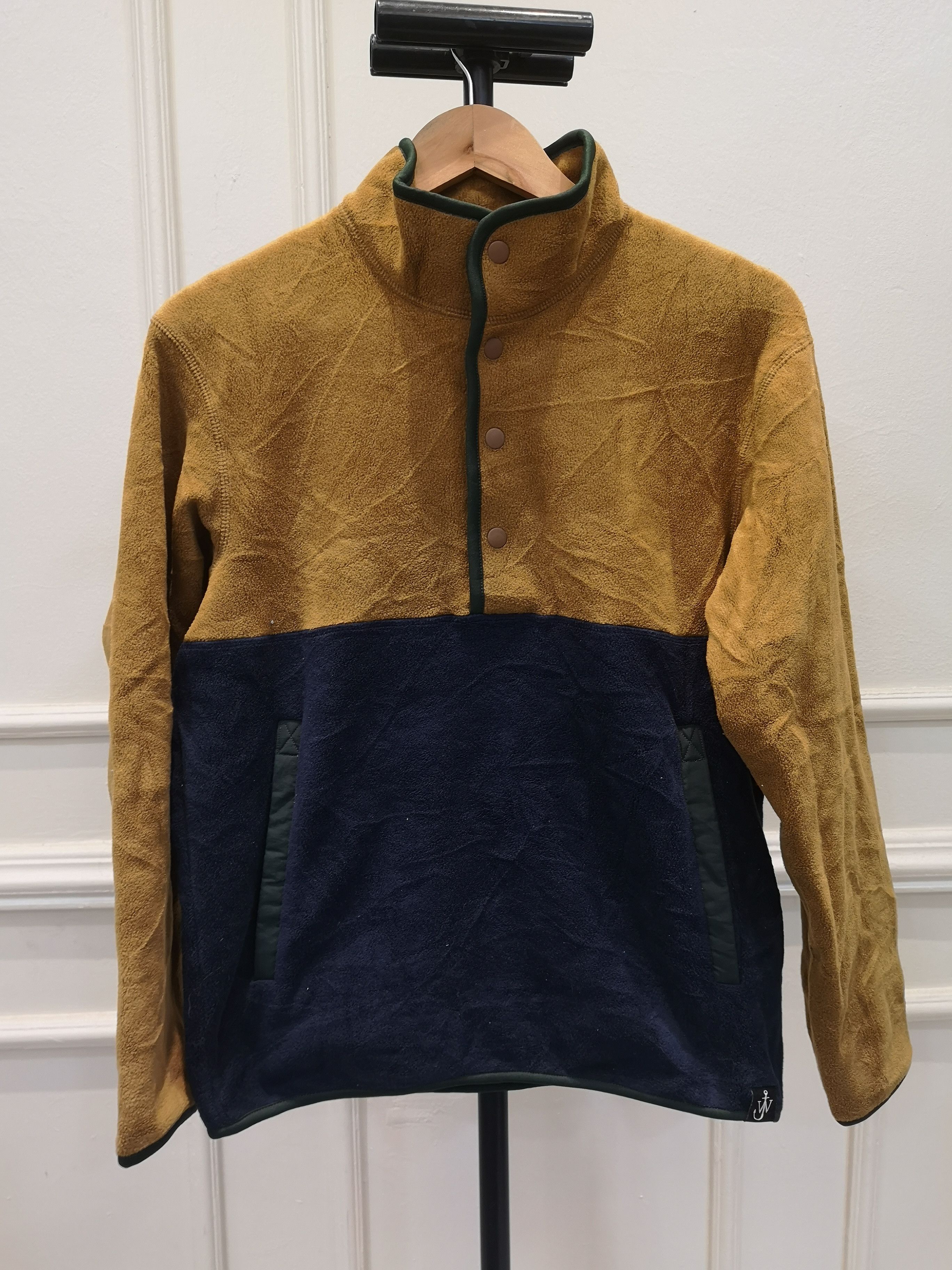 image of J W Anderson x Uniqlo Jw Anderson X Uniqlo Fleece, Men's (Size Small)
