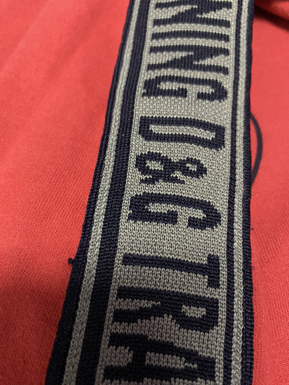 DG side tape logo red sweatshirt