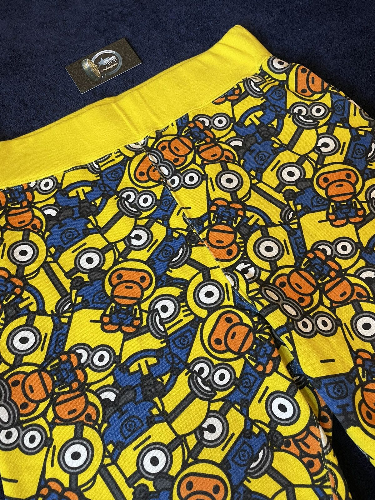 Bape Bape x Minions Baby Milo Sweat Shorts Size US 30 / EU 46 - 2 Thumbnail