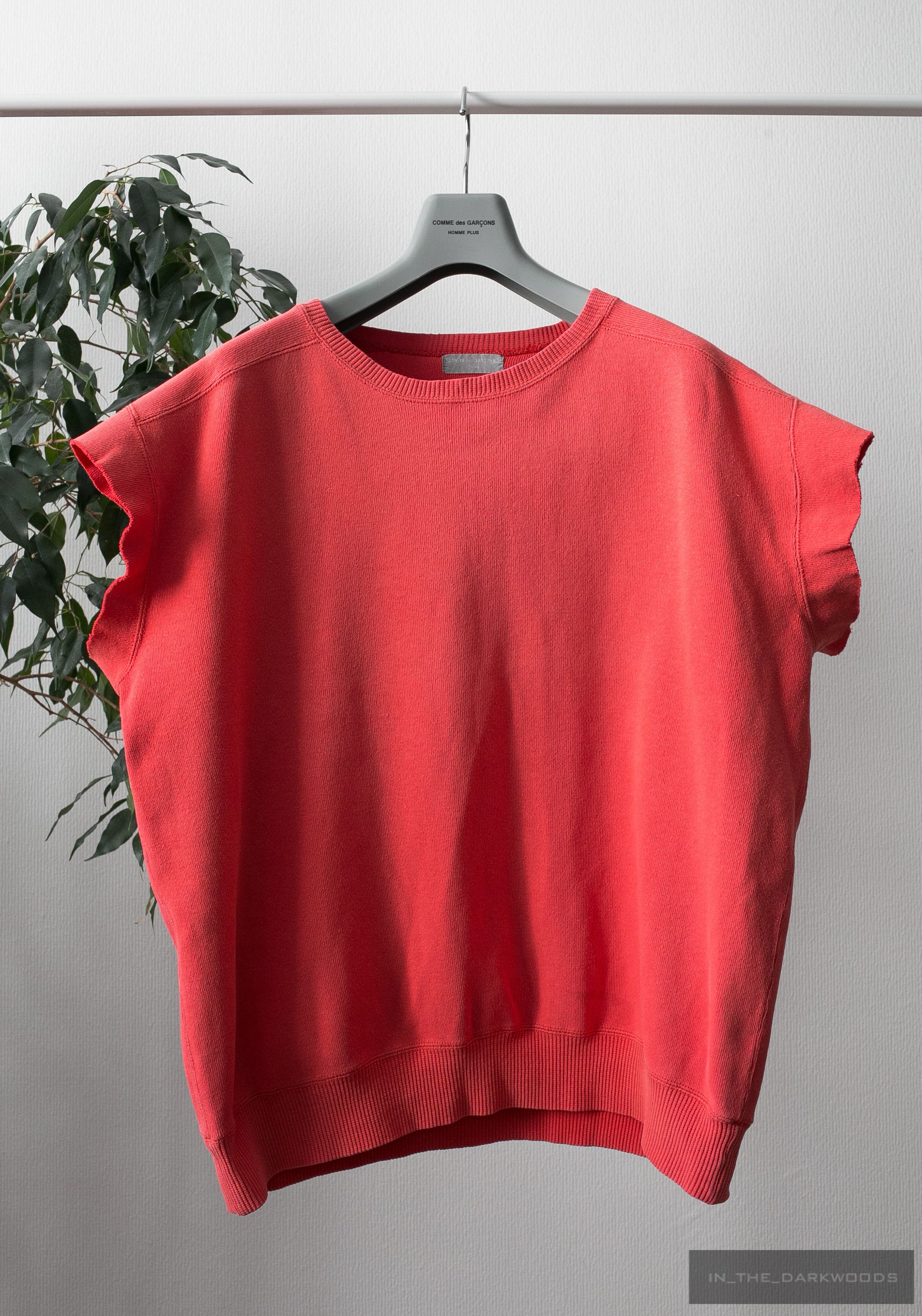 boxy sleeveless vintage sweatshirt