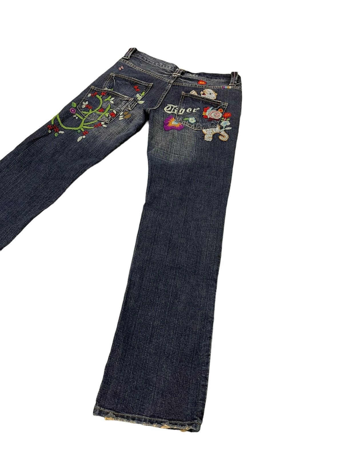 Japanese Brand Embroydery Jeans As Know As De Base Low Rise Denim 5🟦1 Size US 31 - 4 Thumbnail