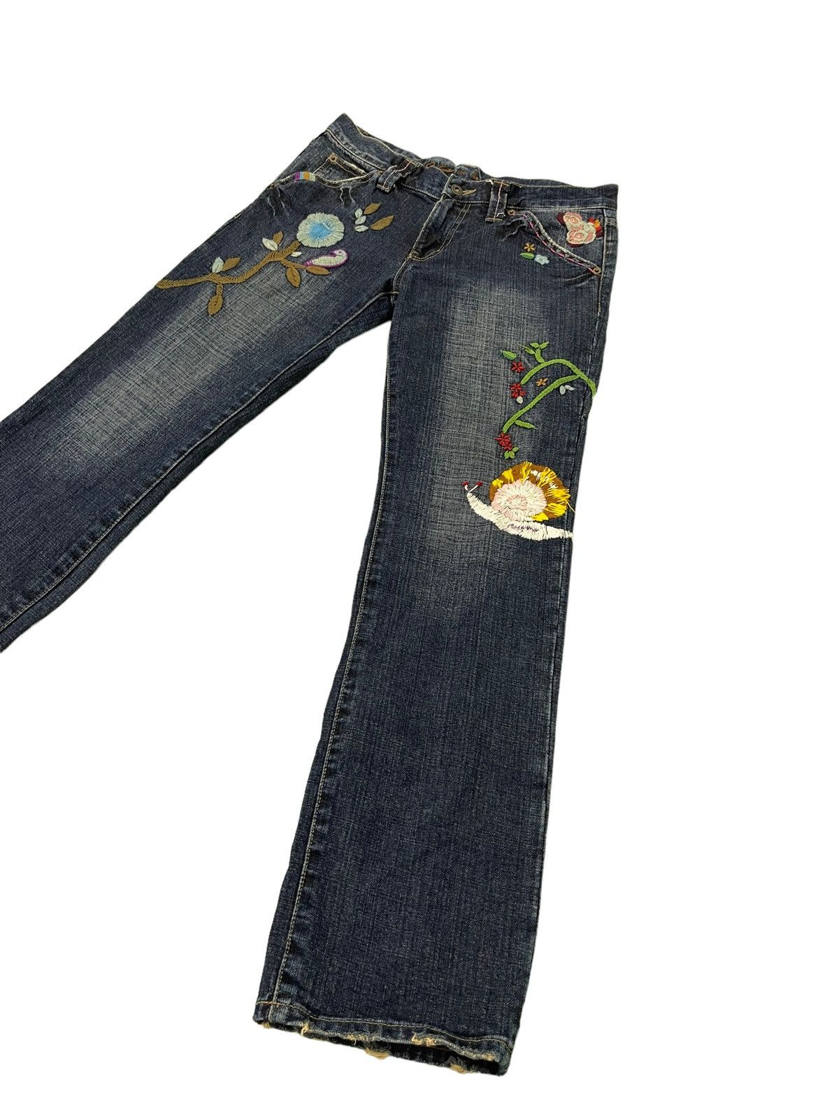 Japanese Brand Embroydery Jeans As Know As De Base Low Rise Denim 5🟦1 Size US 31 - 13 Thumbnail
