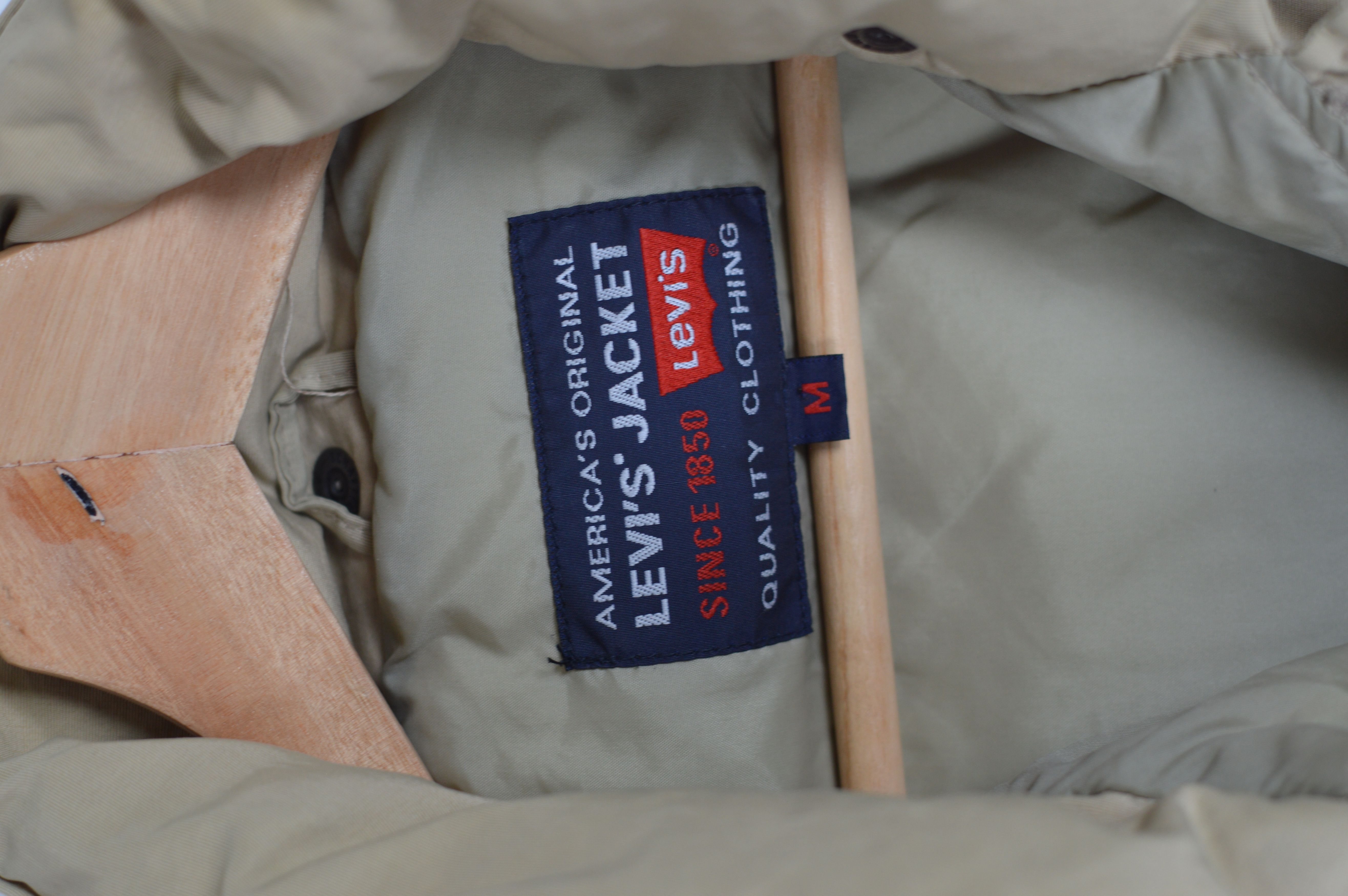 Levi's × Vintage Vintage Levis Down Puffer Jacket Size US M / EU 48-50 / 2 - 7 Thumbnail