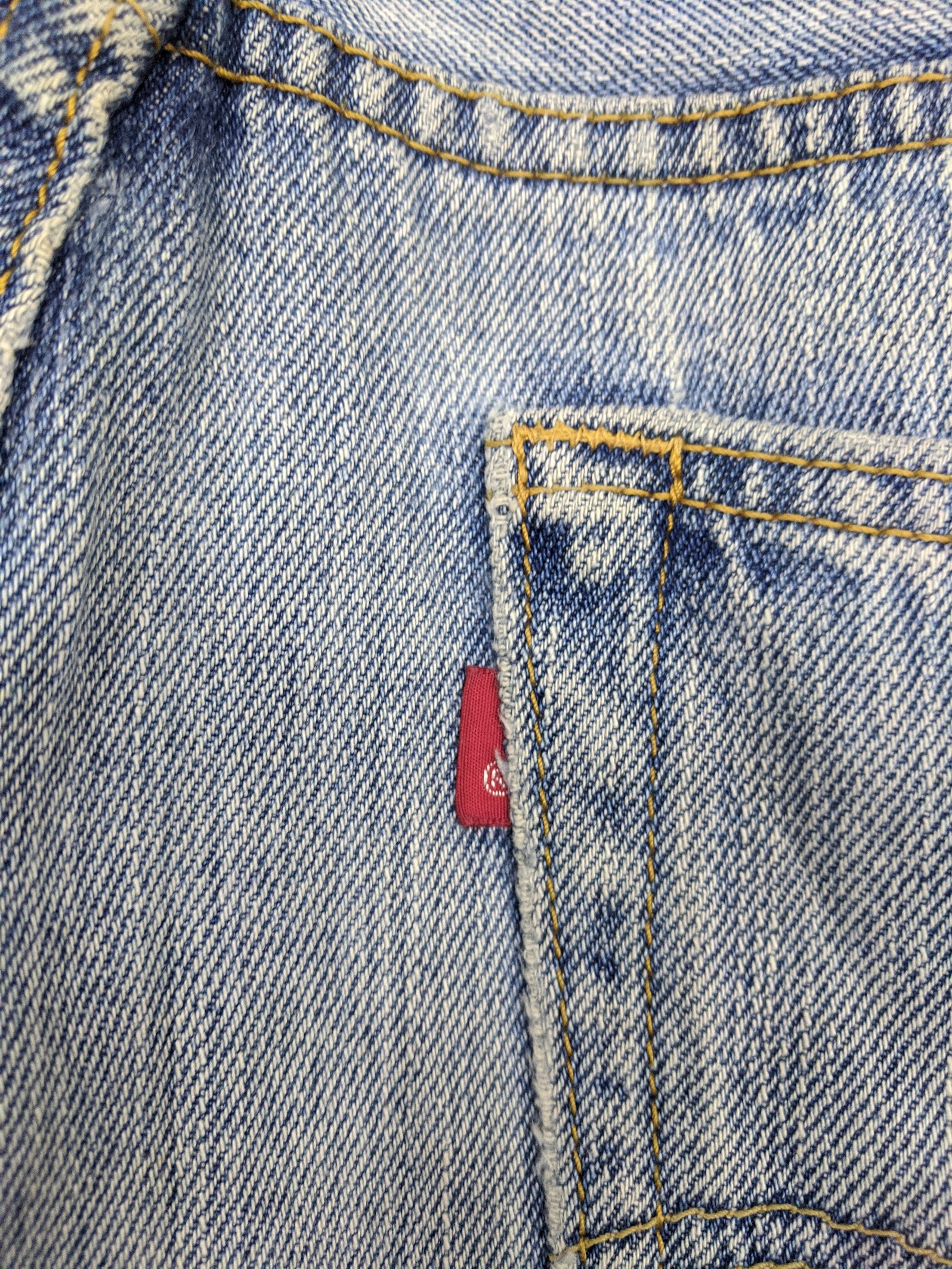 Vintage Levis 505 Faded Blue Jeans DP0698
