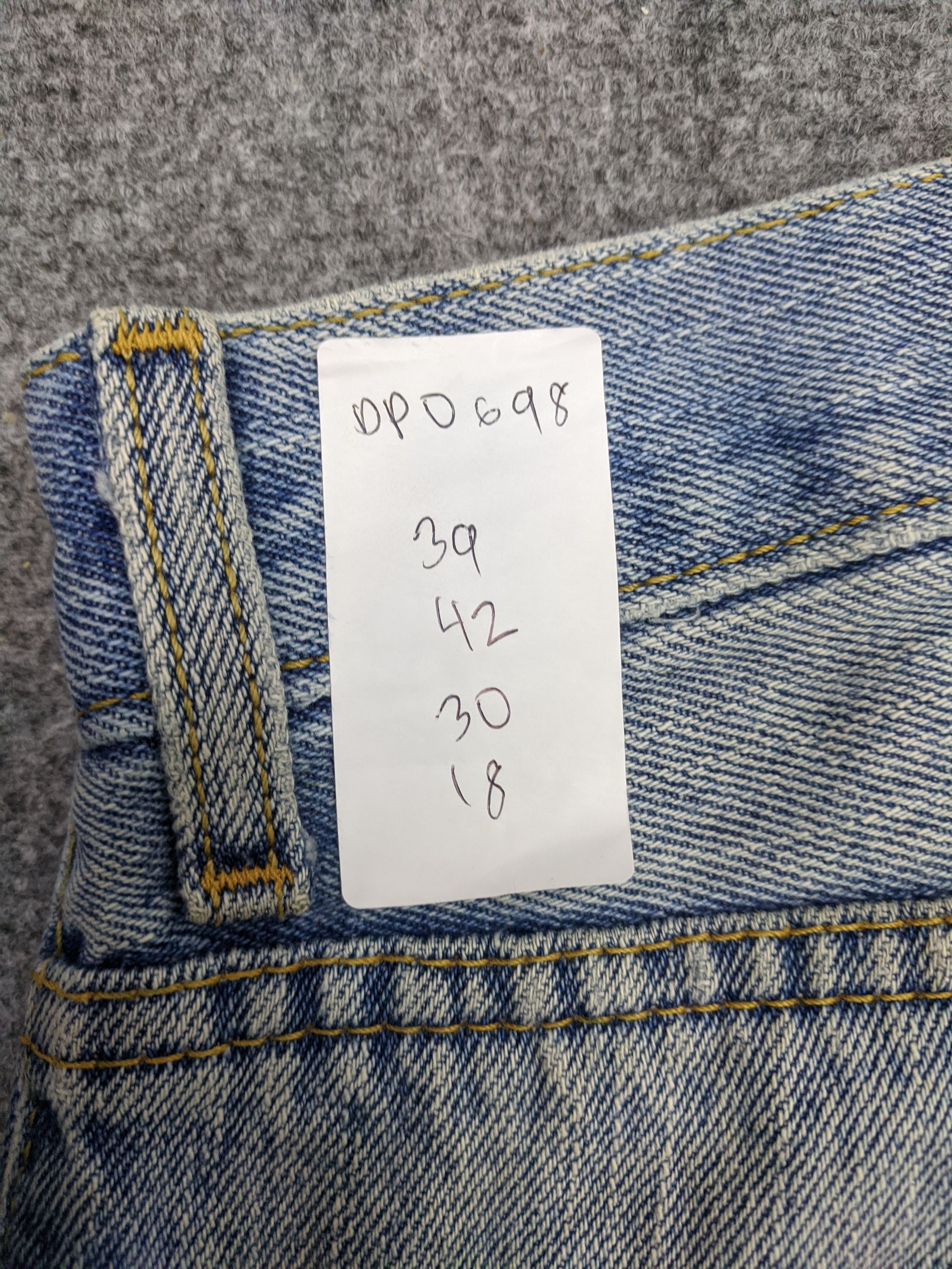 Vintage Levis 505 Faded Blue Jeans DP0698
