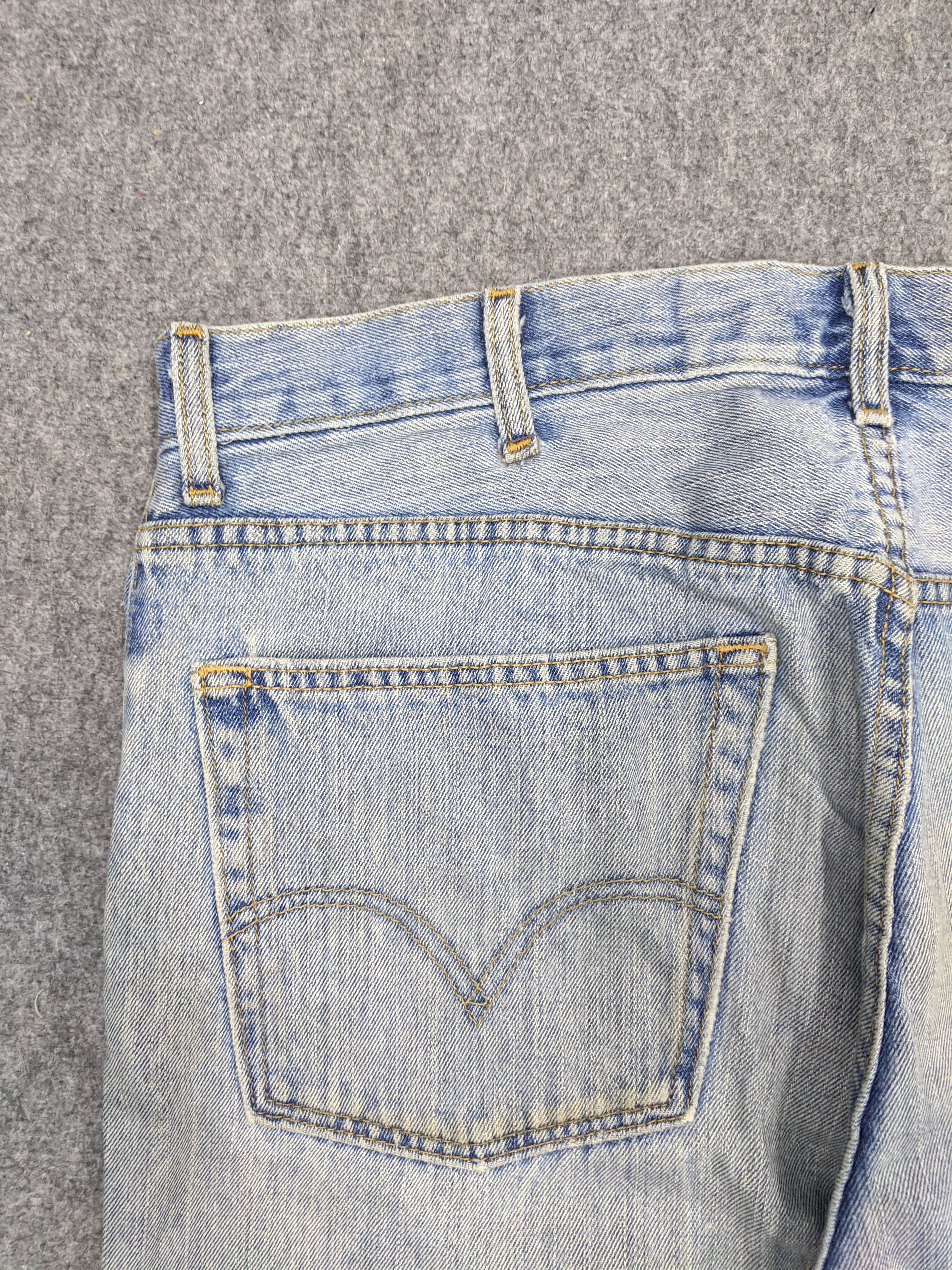 Vintage Levis 505 Faded Blue Jeans DP0698