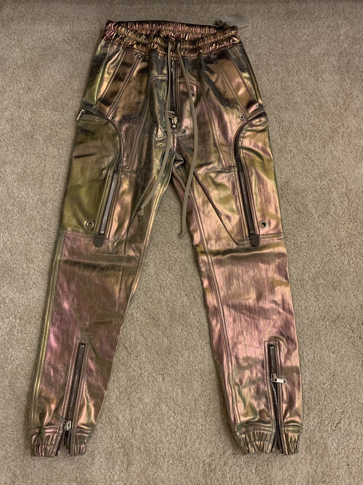 Rick Owens Rick Owens ss20 tecuatl bauhaus iridescent cargo joggers |  Grailed