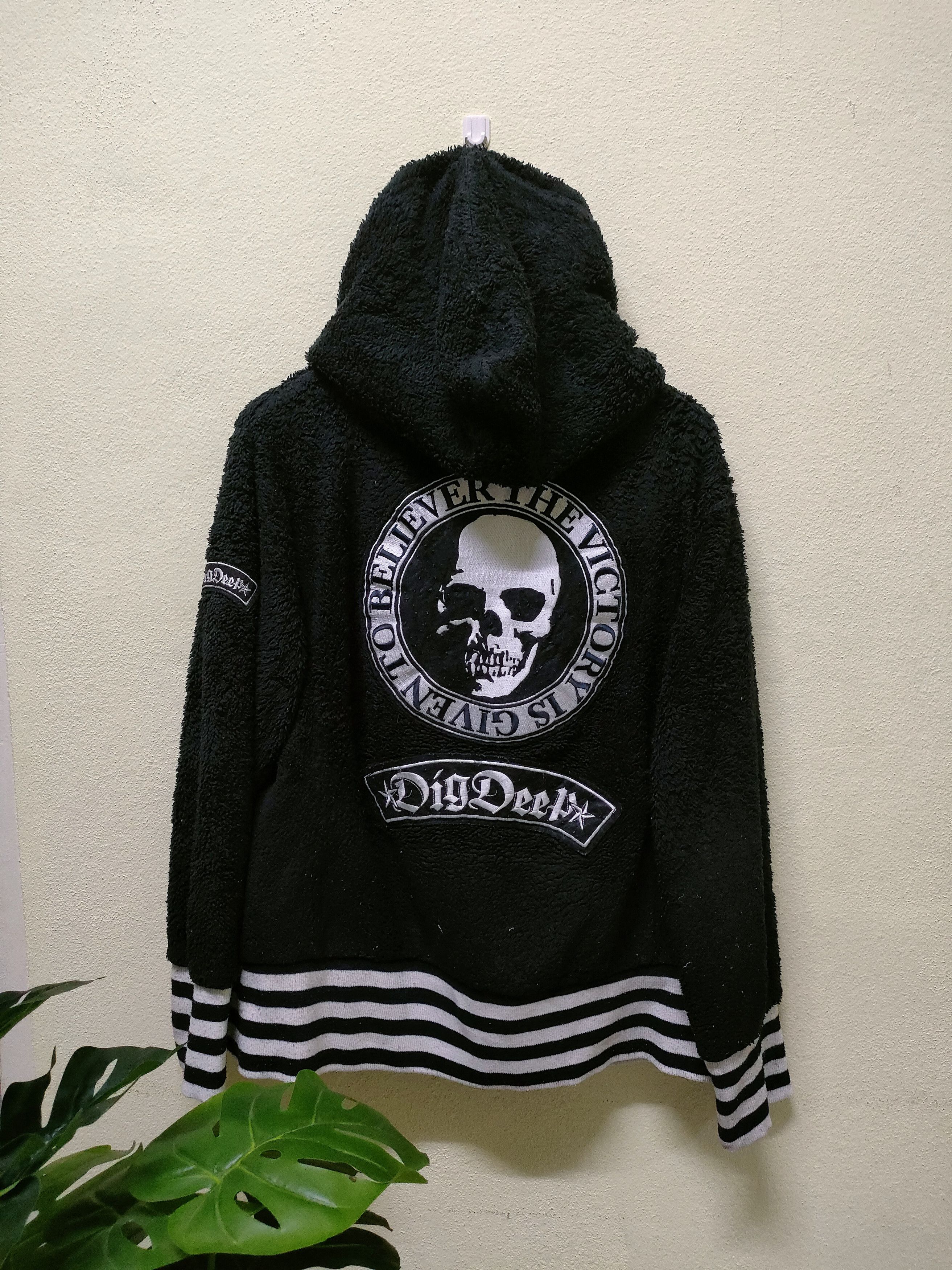 Japanese Brand Dig Deep Embroidered Skull Fleece Zipper Hoodie Size US M / EU 48-50 / 2 - 1 Thumbnail