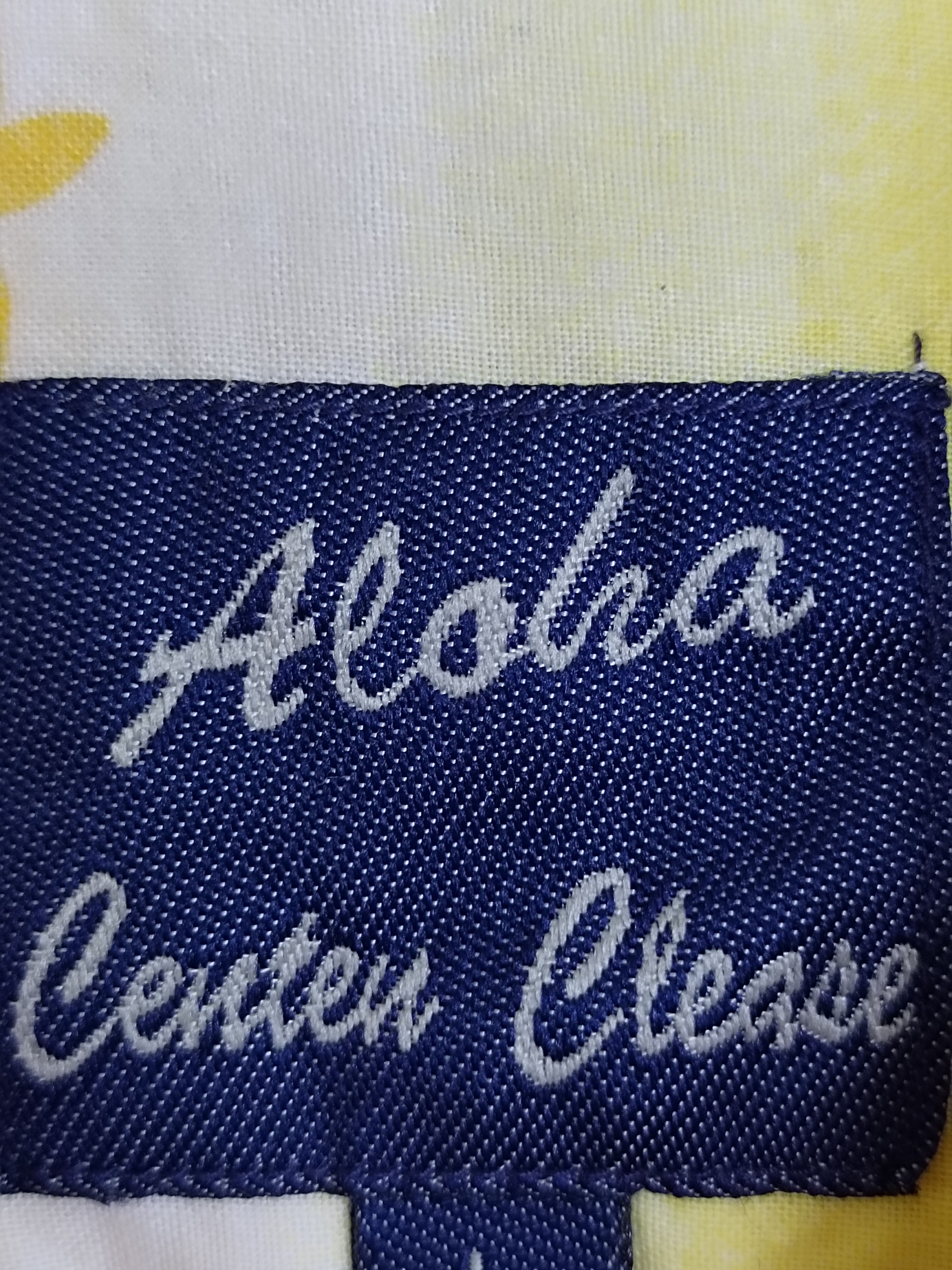Japanese Brand Japanese Hawaiian Aloha Center Clease Hibiscus Panel Print Size US L / EU 52-54 / 3 - 11 Thumbnail