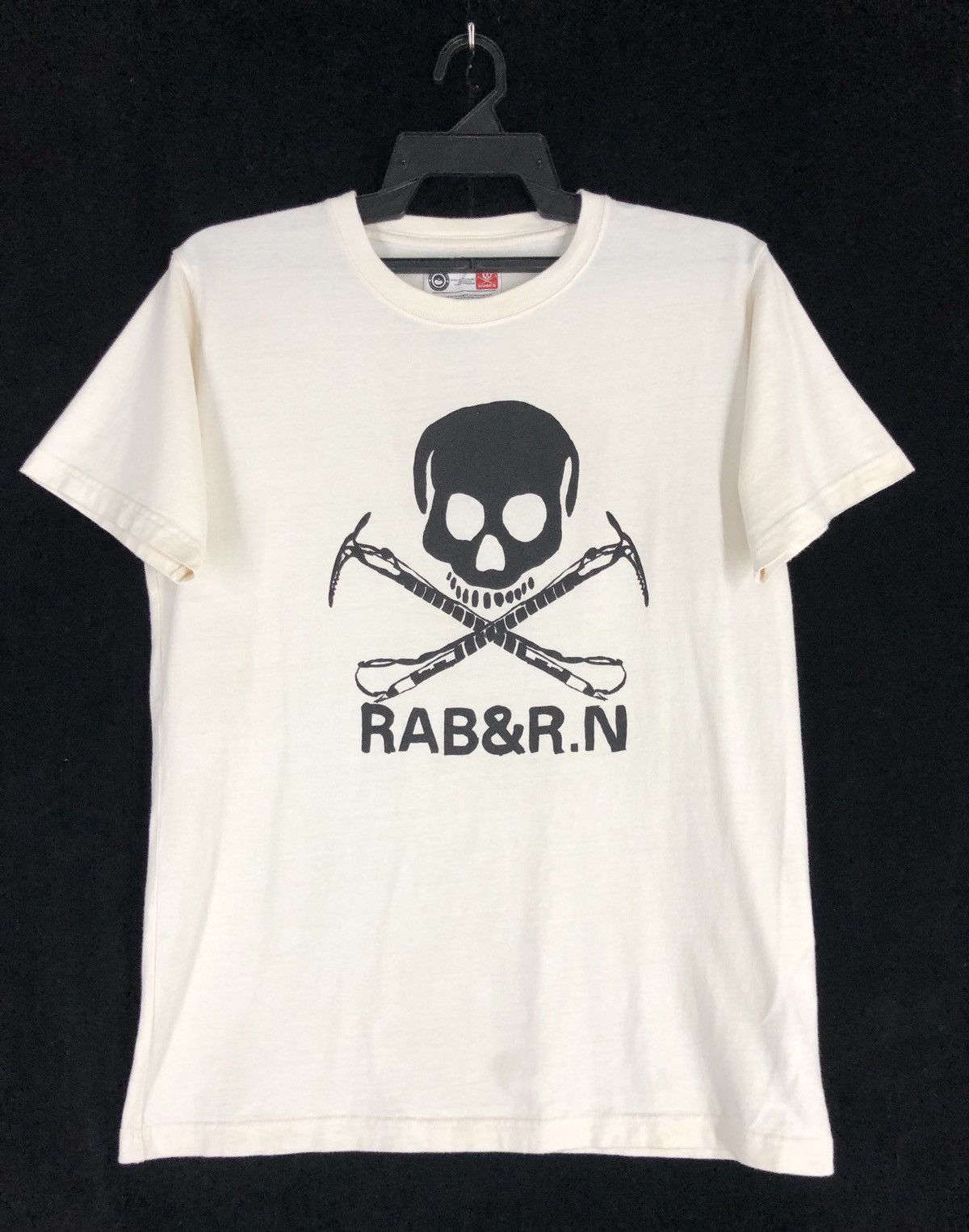 Japanese Brand × R.Newbold × Rab RAB&R.N Skull & Ice Axe Graphic Tee Size US L / EU 52-54 / 3 - 1 Thumbnail