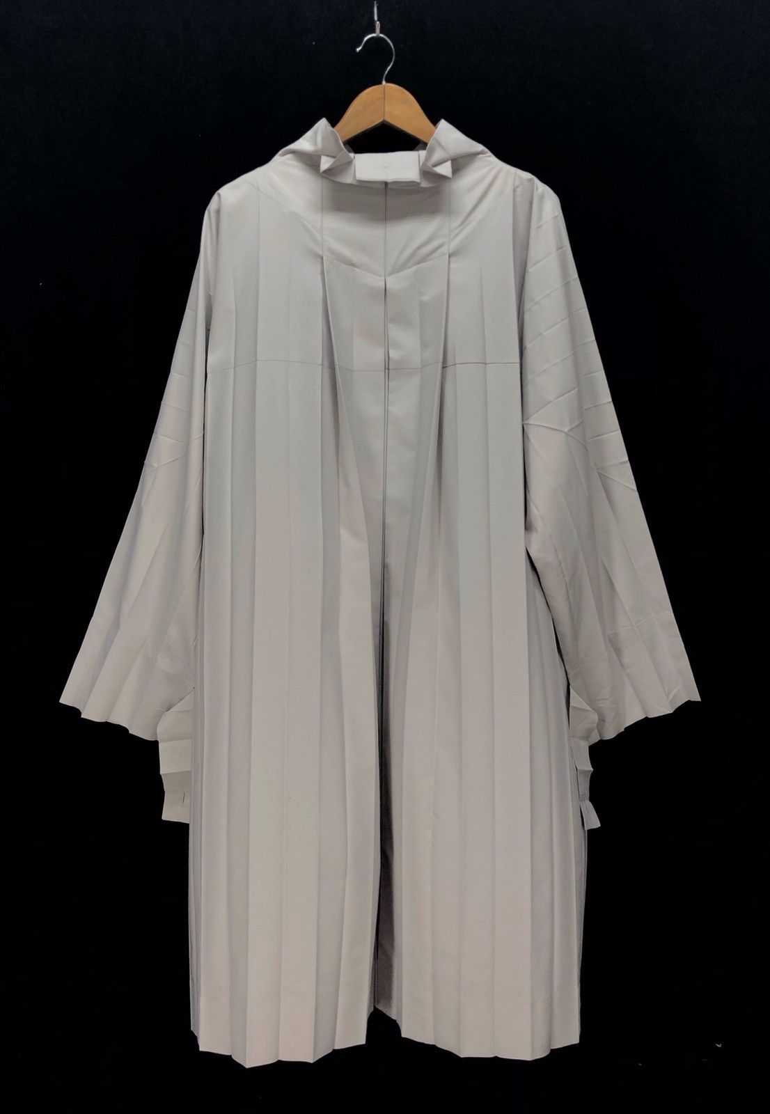 Issey Miyake Homme Plissé Issey Miyake Pleated Oversized Coat - Beige Size US M / EU 48-50 / 2 - 2 Thumbnail