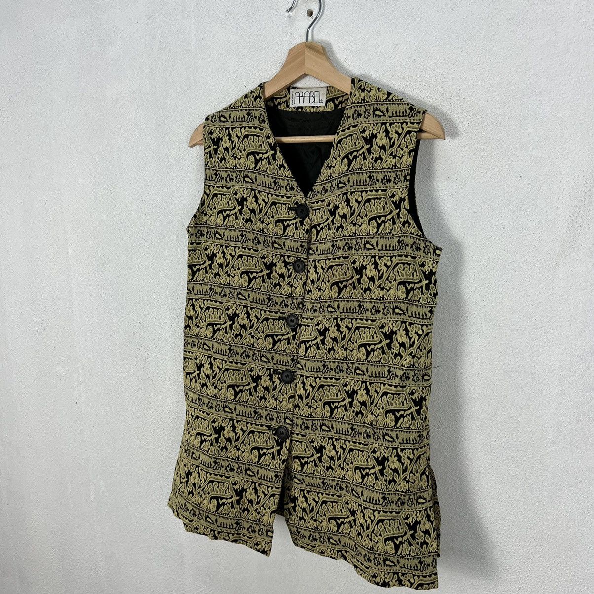 Vintage RARE QUILTED TANKTOP VEST DESIGN ARABEL MADE IN ITALY Size US M / EU 48-50 / 2 - 2 Thumbnail
