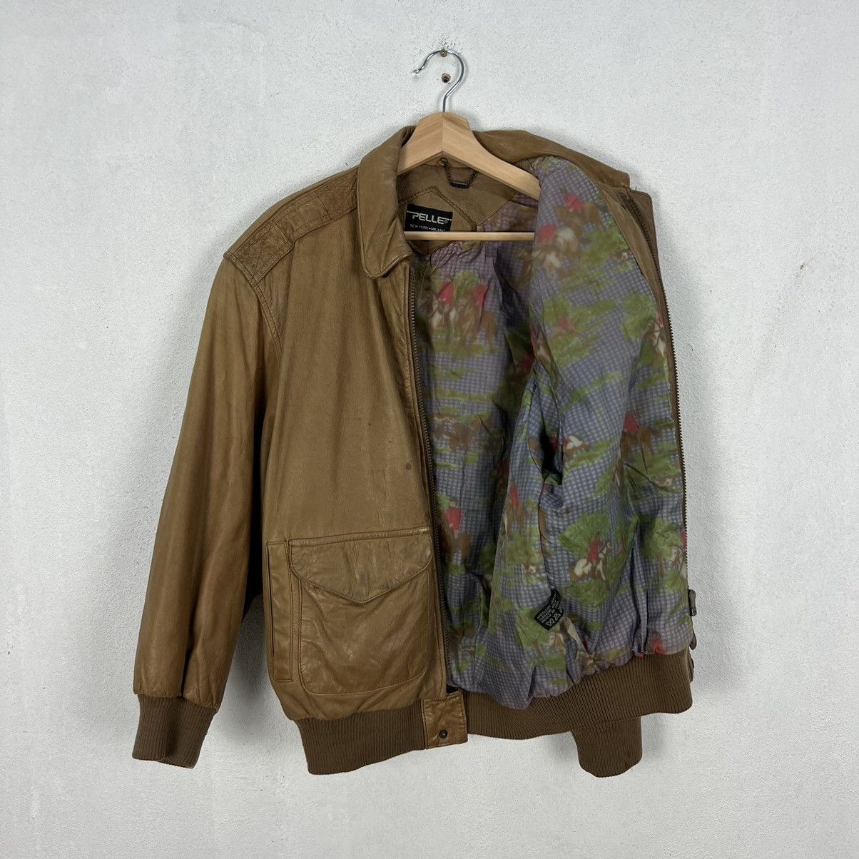 Genuine Leather VINTAGE PELLE NEWYORK MILANO GENUINE LEATHER BOMBER JACKET Size US S / EU 44-46 / 1 - 10 Thumbnail