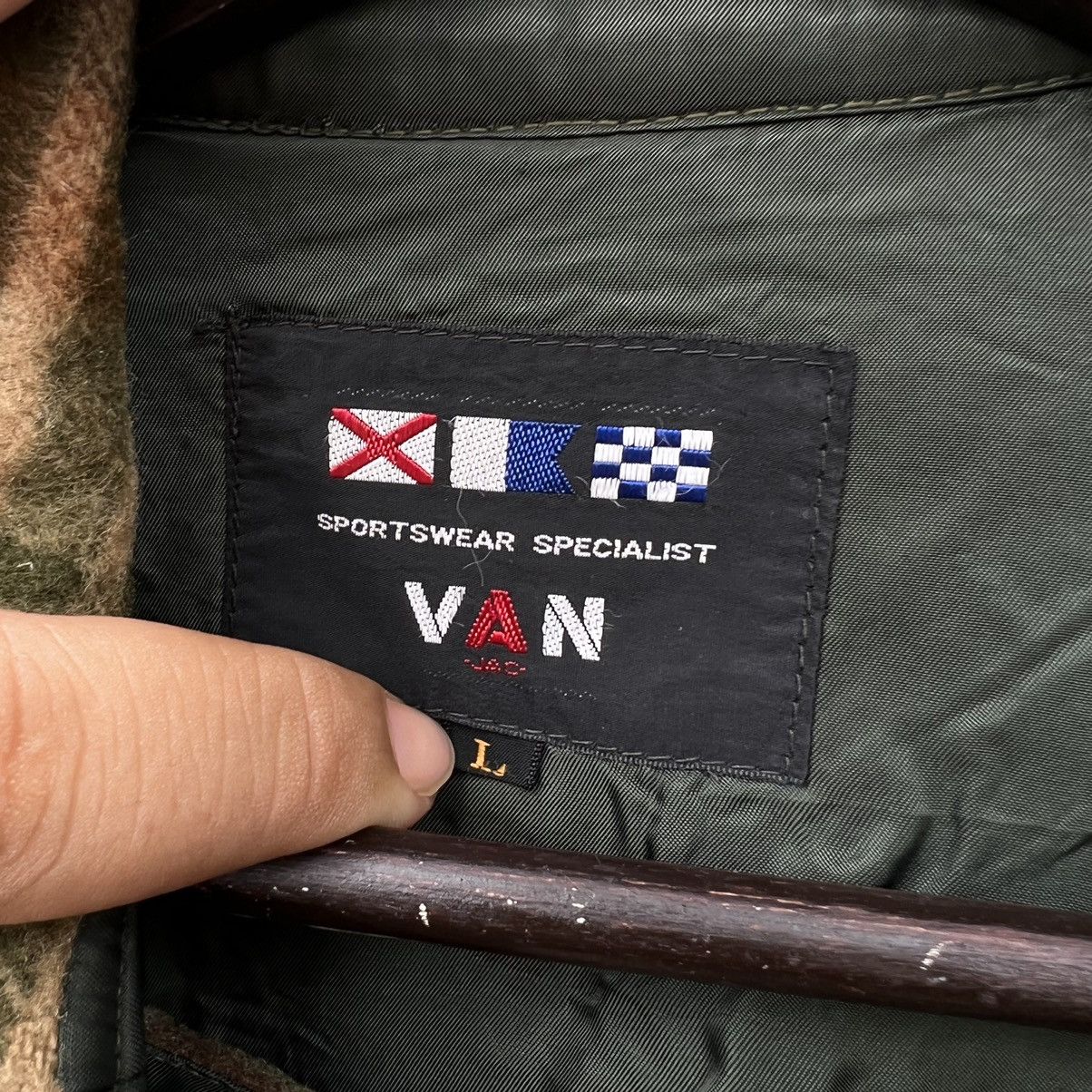 Flannel × Japanese Brand VINTAGE VAN JAC FLANNEL JACKET TARTAN DESIGN Size US L / EU 52-54 / 3 - 10 Thumbnail