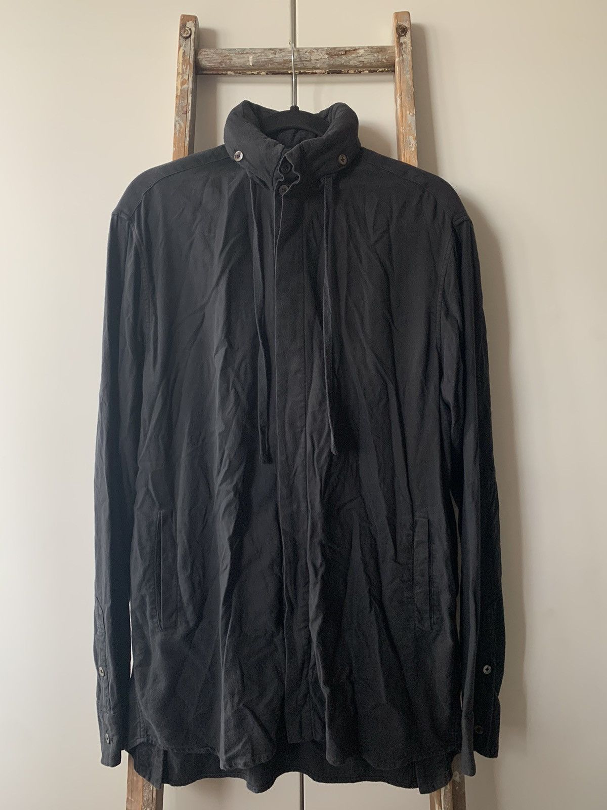 Ann Demeulemeester ANN DEMEULEMEESTER HOODED LONG SLEEVE BLACK OVER SHIRT Size US S / EU 44-46 / 1 - 1 Thumbnail