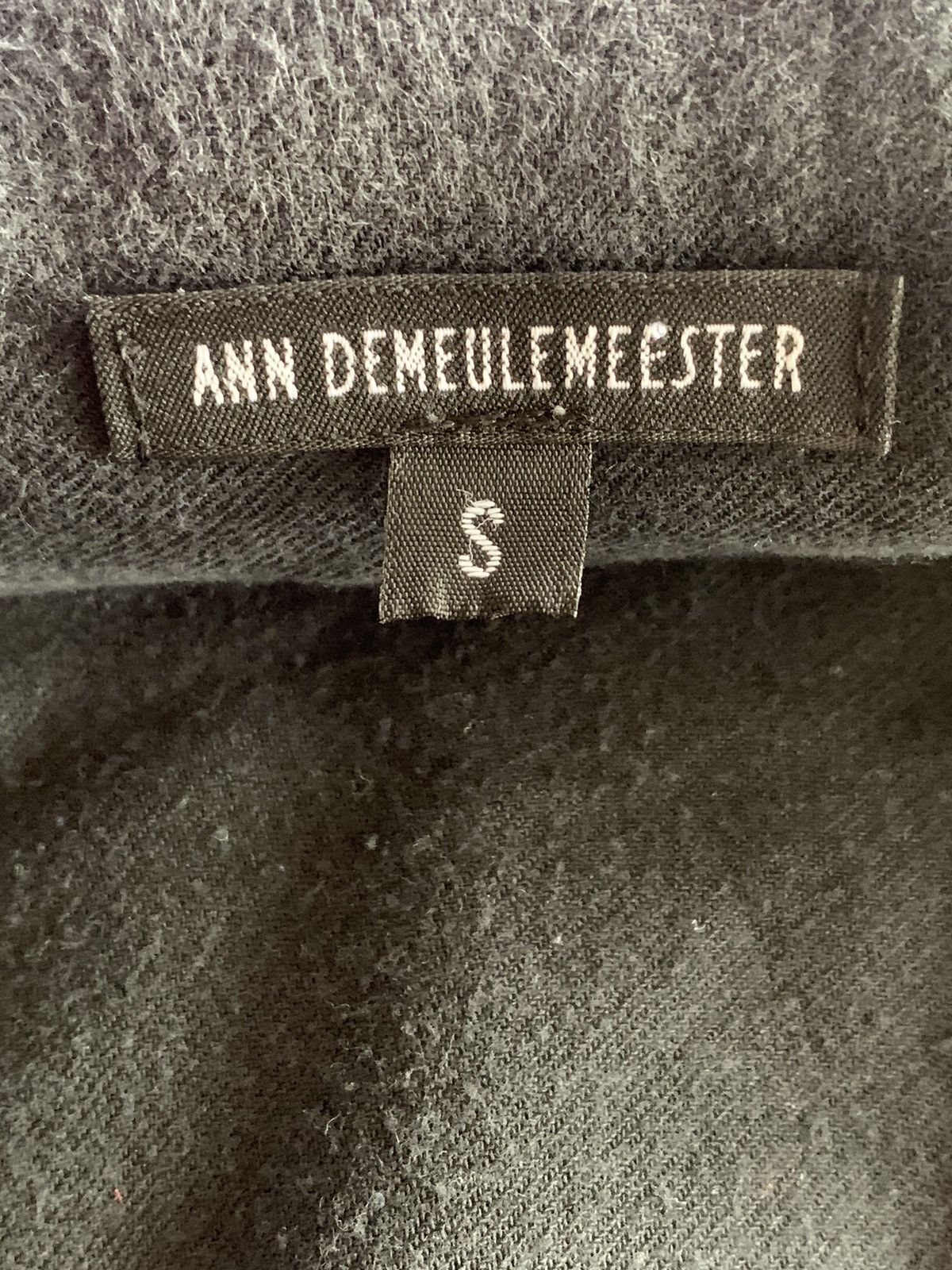 Ann Demeulemeester ANN DEMEULEMEESTER HOODED LONG SLEEVE BLACK OVER SHIRT Size US S / EU 44-46 / 1 - 14 Thumbnail