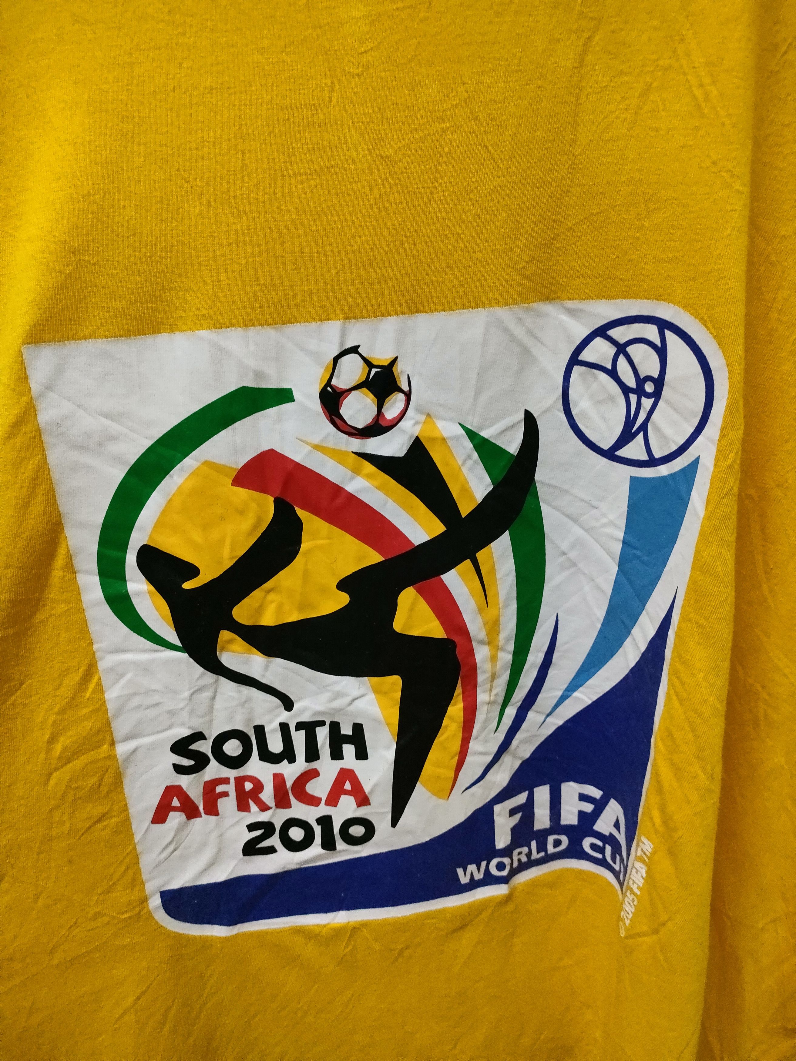 Vintage Vintage FIFA World Cup South Africa T-shirt Size US M / EU 48-50 / 2 - 4 Thumbnail