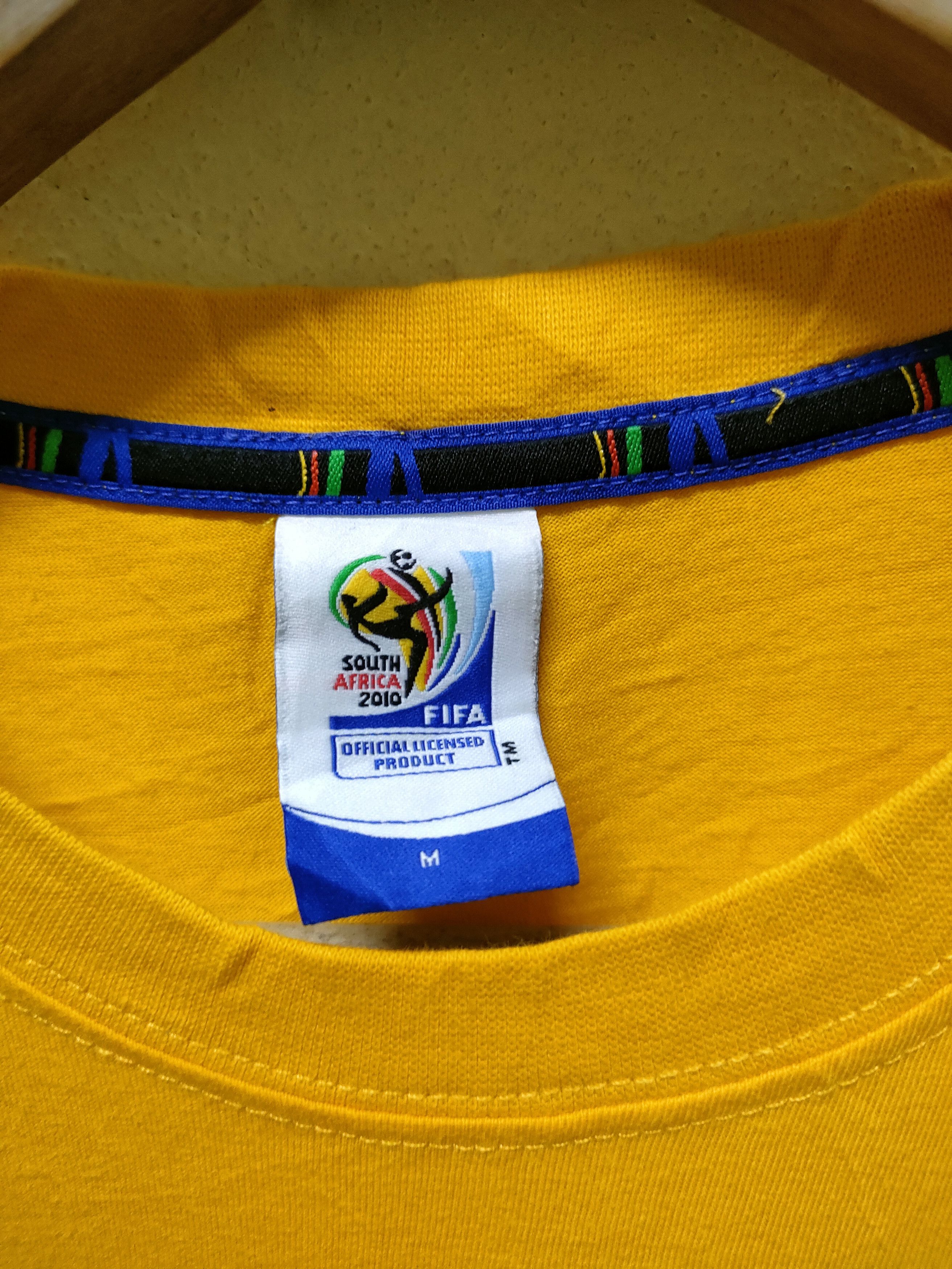 Vintage Vintage FIFA World Cup South Africa T-shirt Size US M / EU 48-50 / 2 - 6 Thumbnail