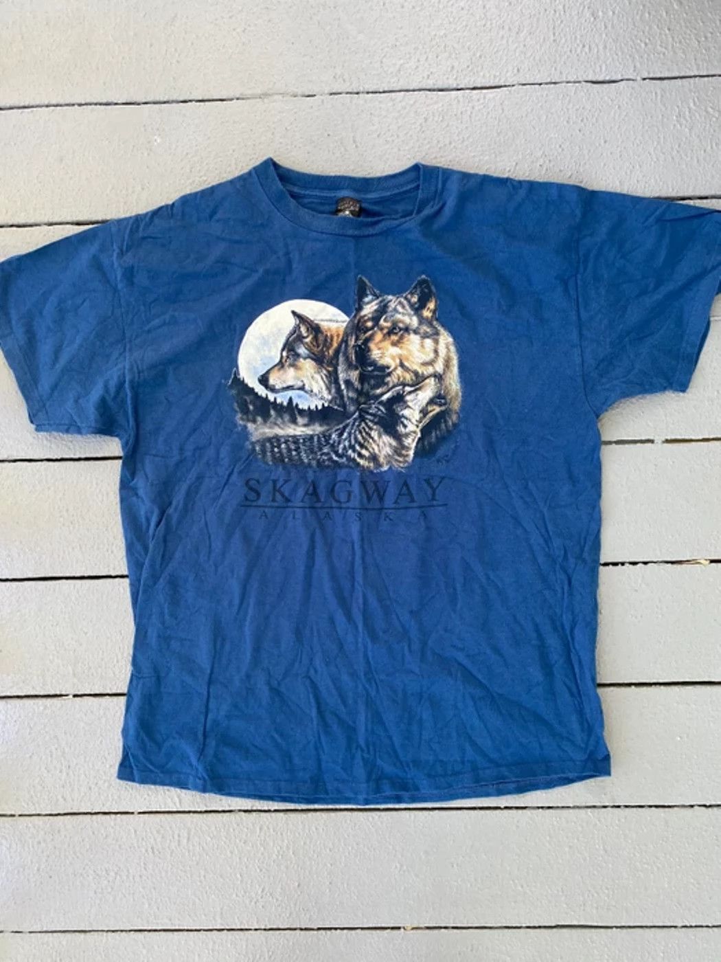 Vintage Vintage 00s Wolf Moon Alaska Graphic Tee Shirt Size US XL / EU 56 / 4 - 2 Thumbnail