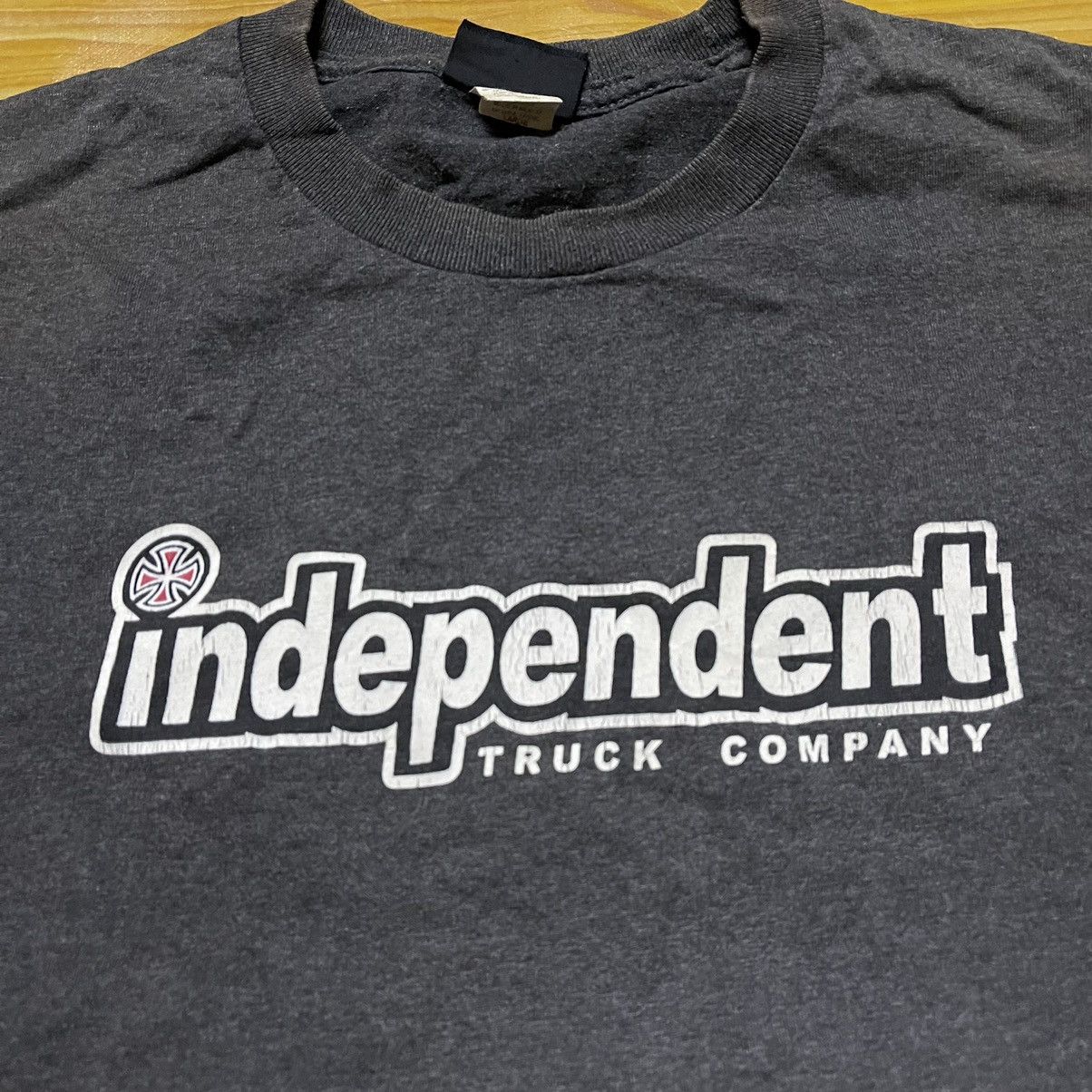 Independent Truck Co. Vintage independent truck company tshirt skate Size US L / EU 52-54 / 3 - 2 Thumbnail