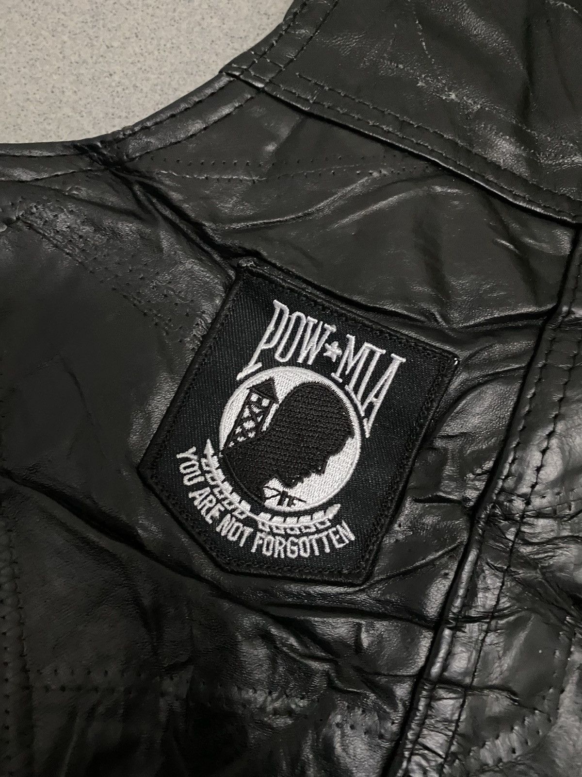 Vintage Offer‼️Vintage Diamond Plate Rock Style Buffalo Leather Vest Size US XXL / EU 58 / 5 - 5 Thumbnail
