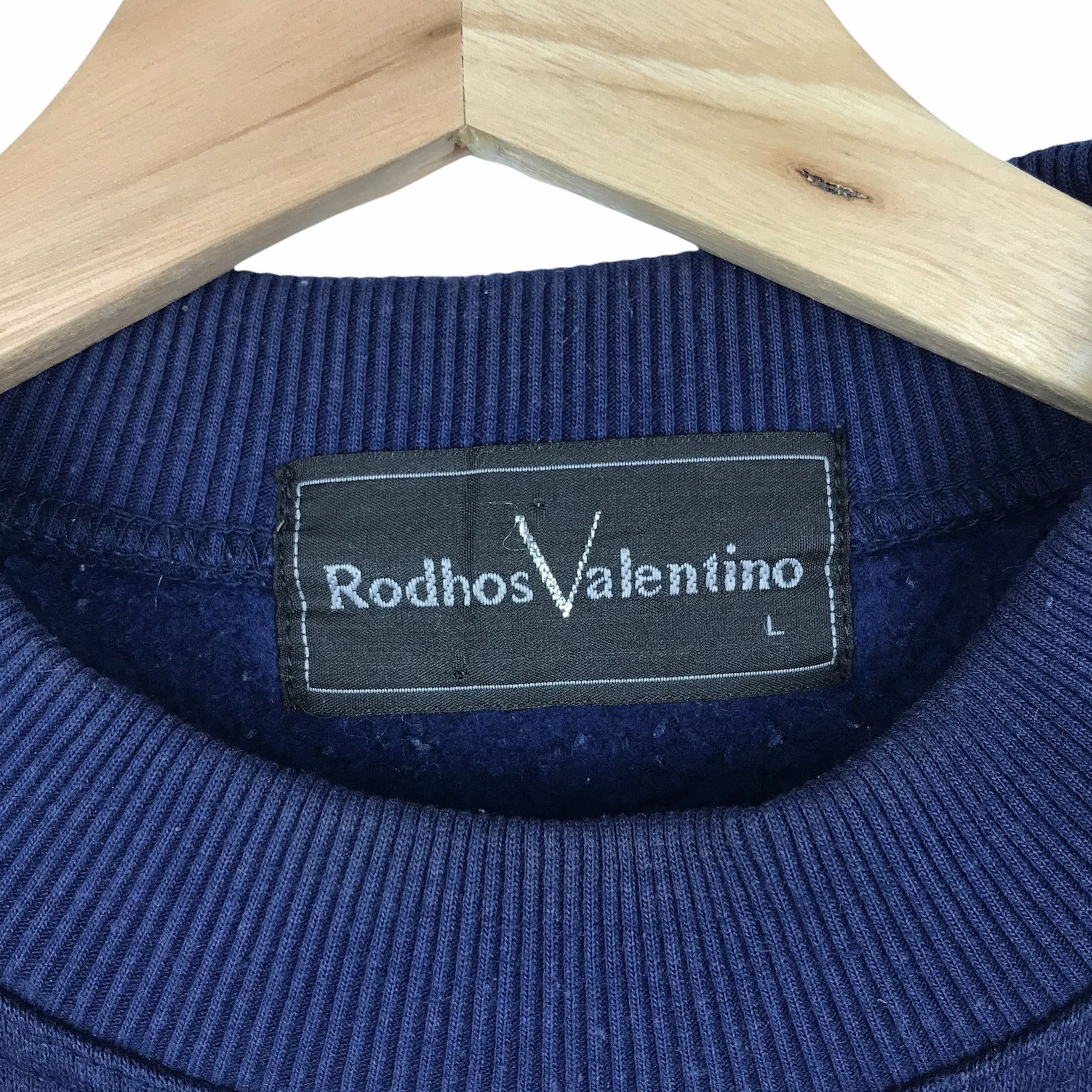 Valentino Vintage Valentino Rodhos Embroidered Spell Sweatshirt Size US M / EU 48-50 / 2 - 5 Thumbnail