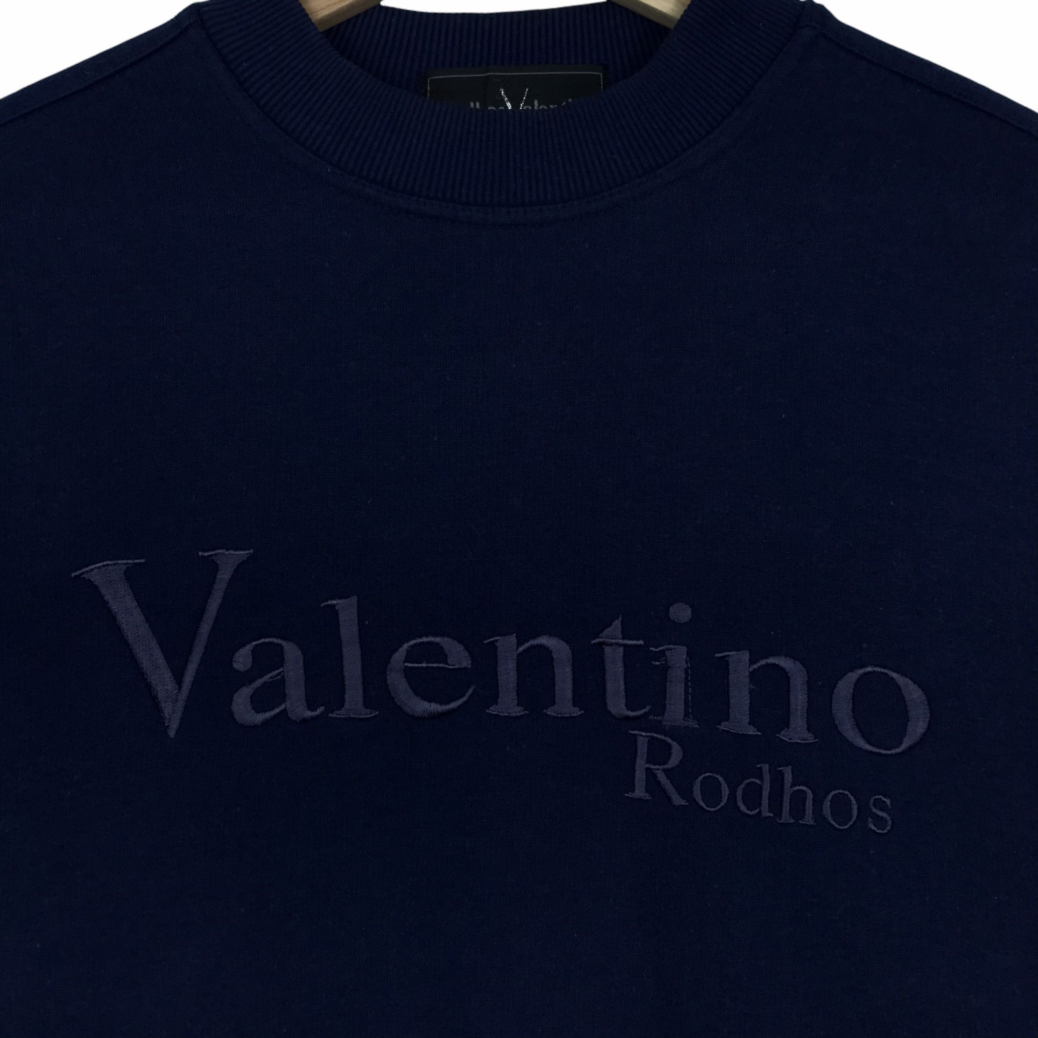 Valentino Vintage Valentino Rodhos Embroidered Spell Sweatshirt Size US M / EU 48-50 / 2 - 3 Thumbnail