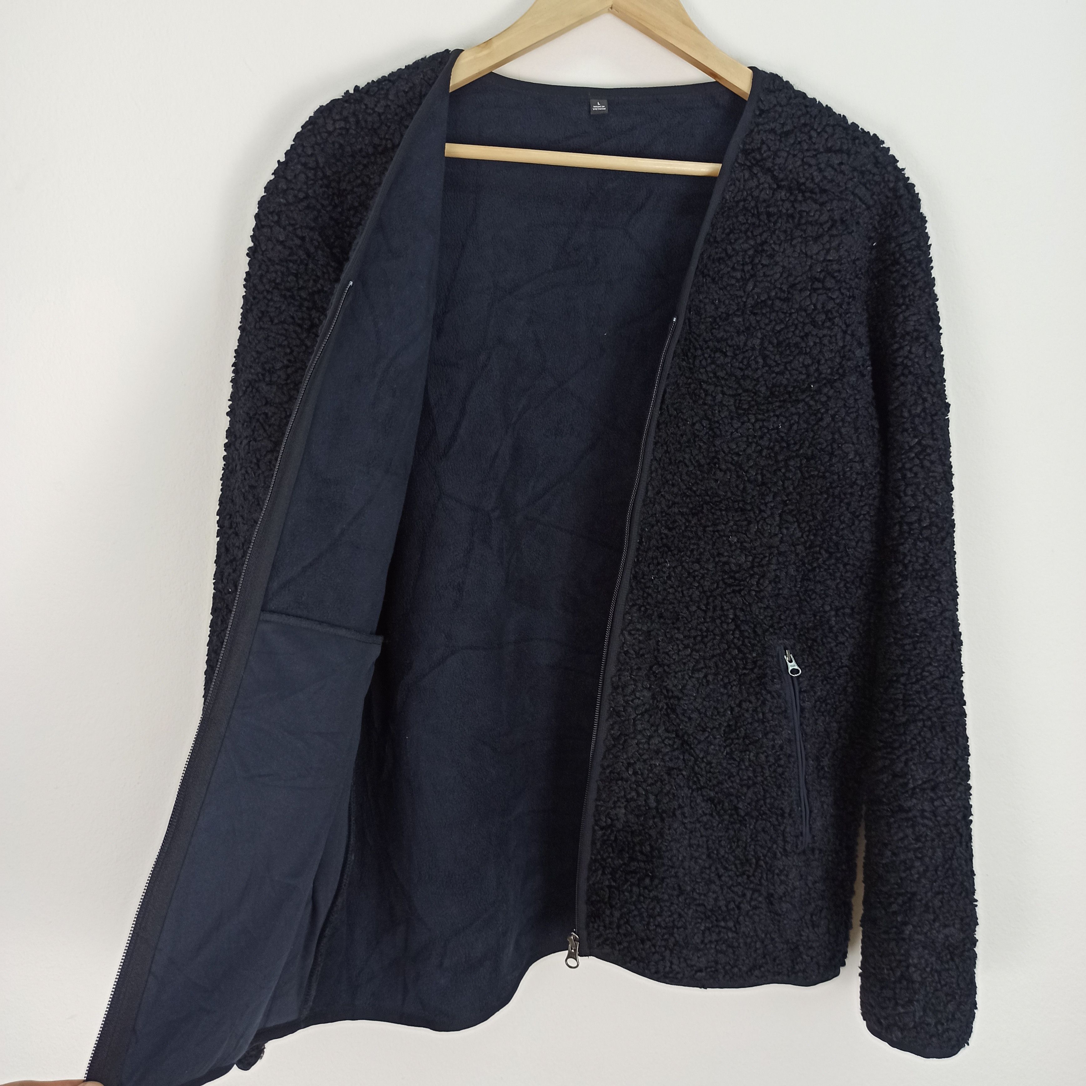 Japanese Brand 🔥Rare🔥 Cardigan Fleece Fully Zipper Uniqlo Size US L / EU 52-54 / 3 - 7 Thumbnail