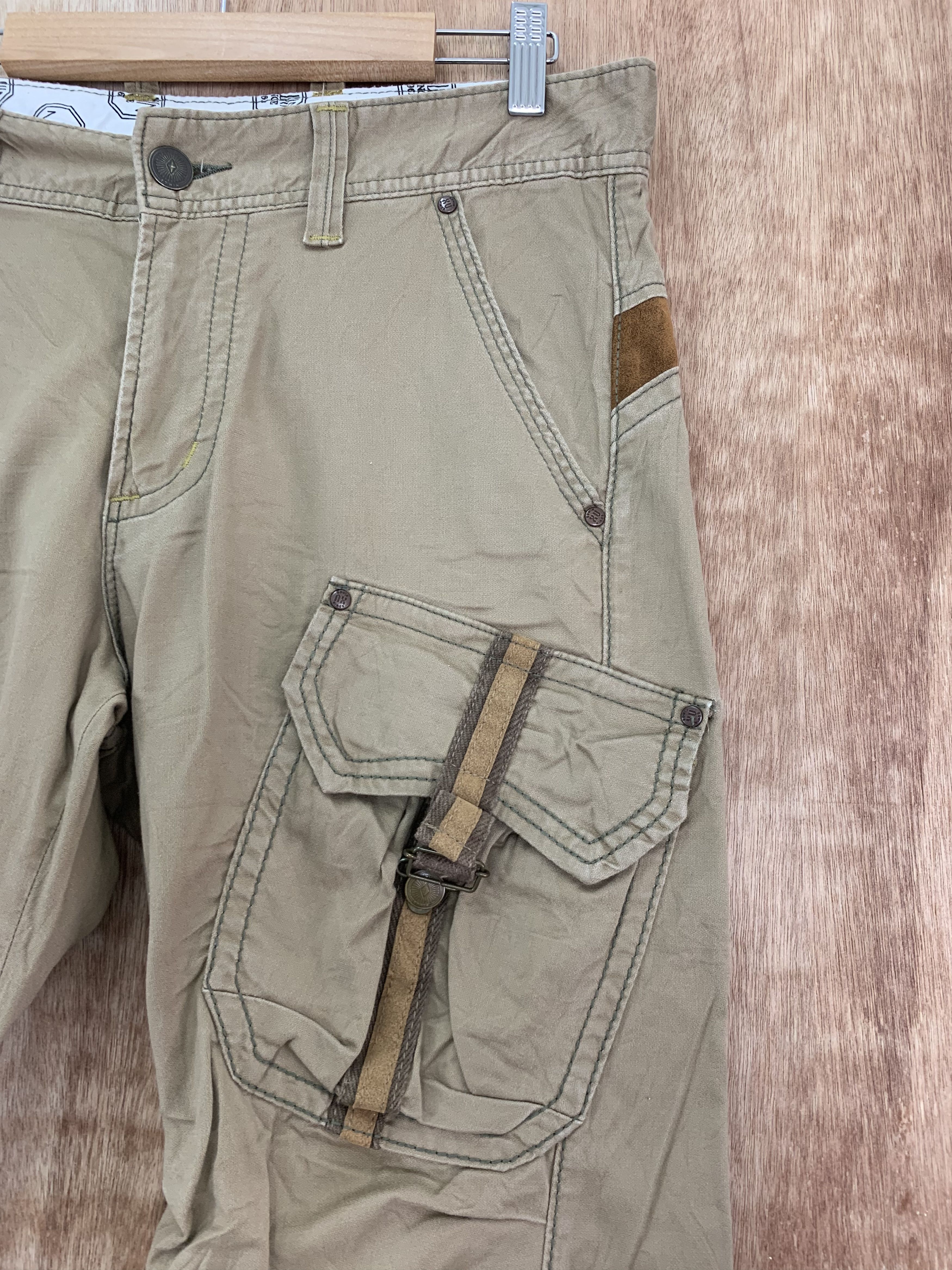 Edwin Vintage Edwin Cargo Technical Bush Pocket Flared Pants Size US 32 / EU 48 - 6 Thumbnail