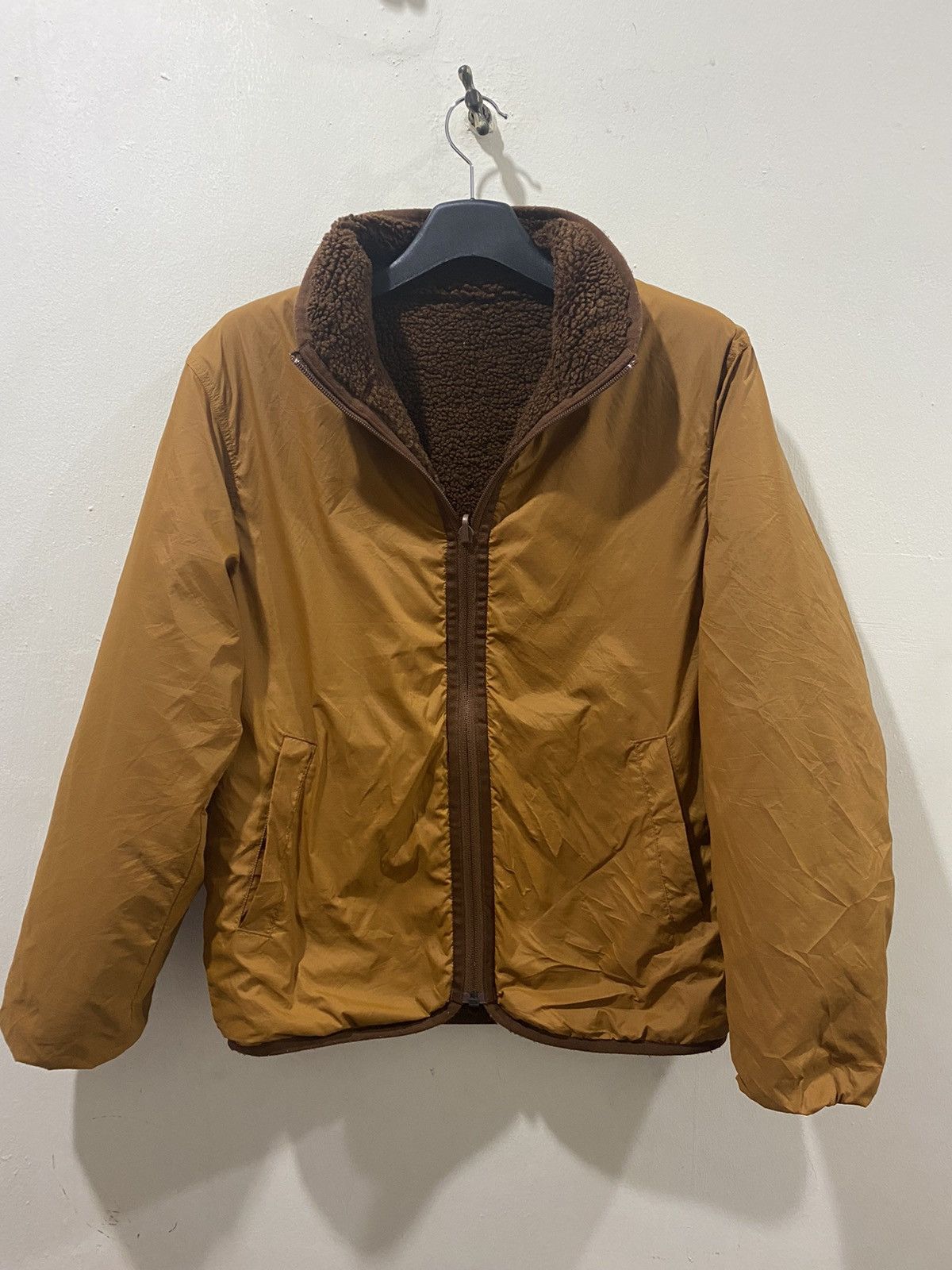 Uniqlo Uniqlo Sherpa Fleece Reversible Jacket Size XS to S Size US S / EU 44-46 / 1 - 9 Thumbnail