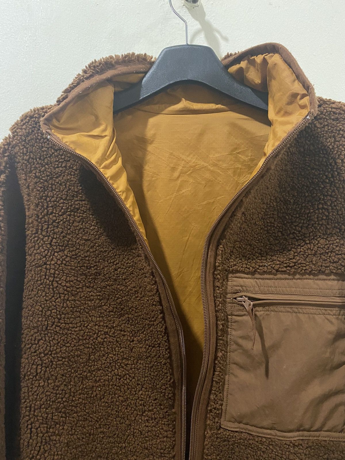 Uniqlo Uniqlo Sherpa Fleece Reversible Jacket Size XS to S Size US S / EU 44-46 / 1 - 7 Thumbnail