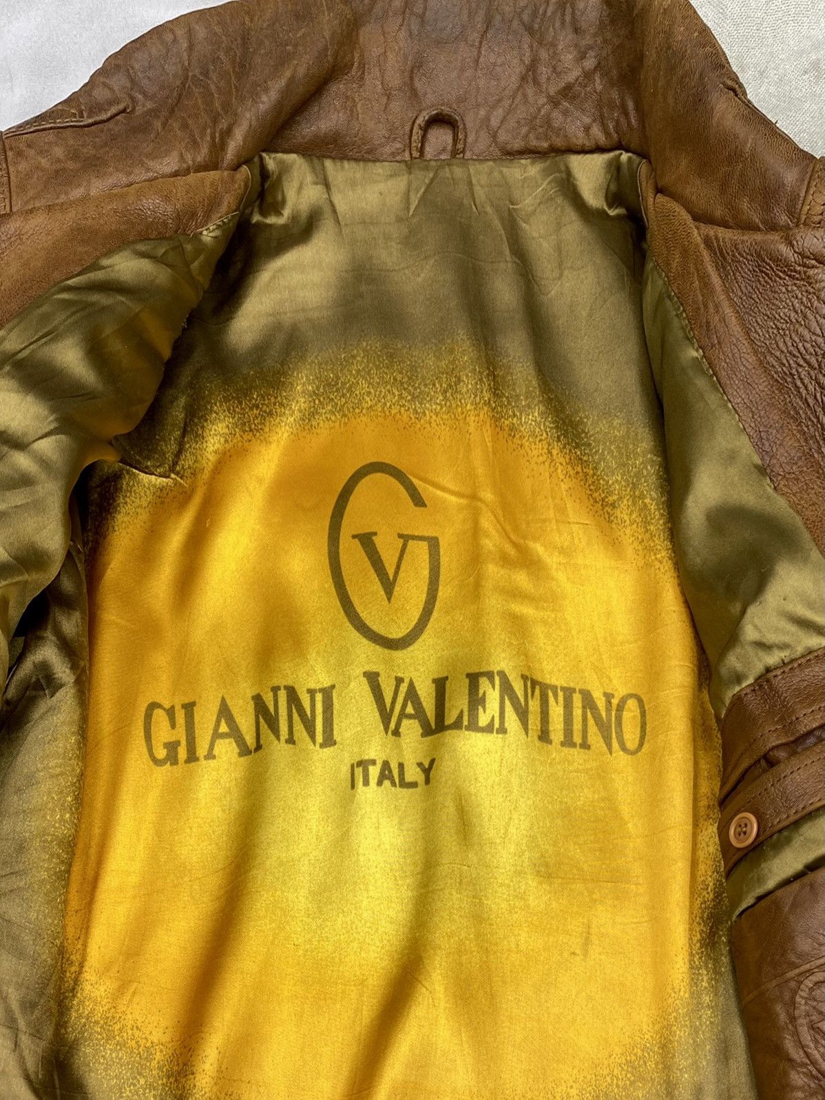 Gianni Valentino × Valentino 🔥VINTAGE GIANNI VALENTINO BIG SPELLOUT LOGO LEATHER JACKET🔥 Size US L / EU 52-54 / 3 - 16 Thumbnail