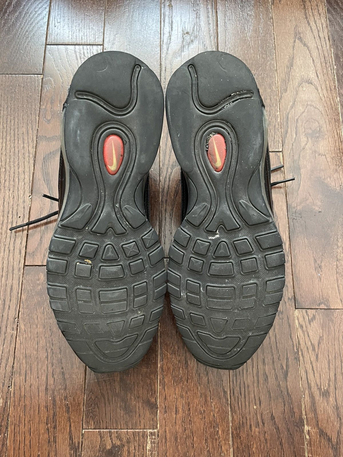 Nike × Supreme Supreme x Air Max 98 Black 2016 Size US 10 / EU 43 - 4 Thumbnail