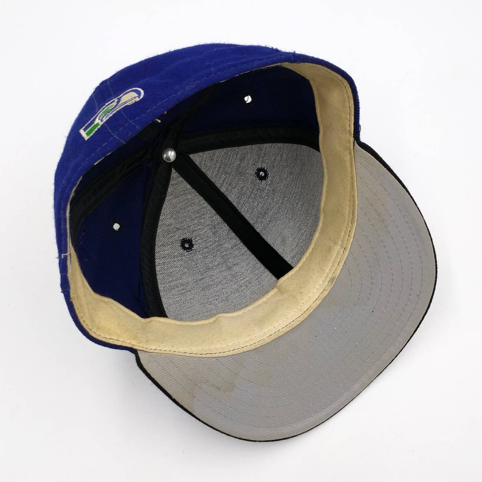NFL × Vintage Vintage Seattle Seahawks Wool Fitted Hat NFL New Era 6 7/8 Size ONE SIZE - 8 Thumbnail
