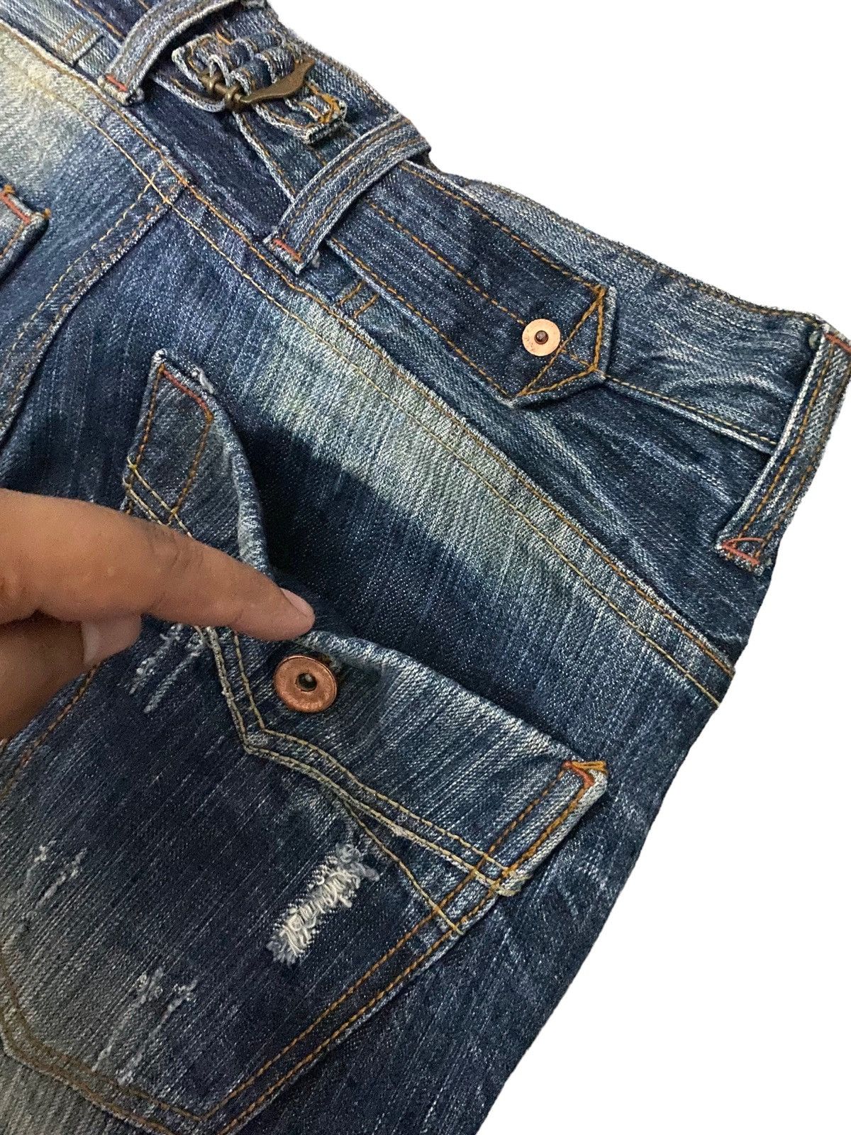 Mossimo × Vintage Offer‼️Vintage Mossimo Buckle Back Distressed Denim Jeans Size US 31 - 4 Thumbnail
